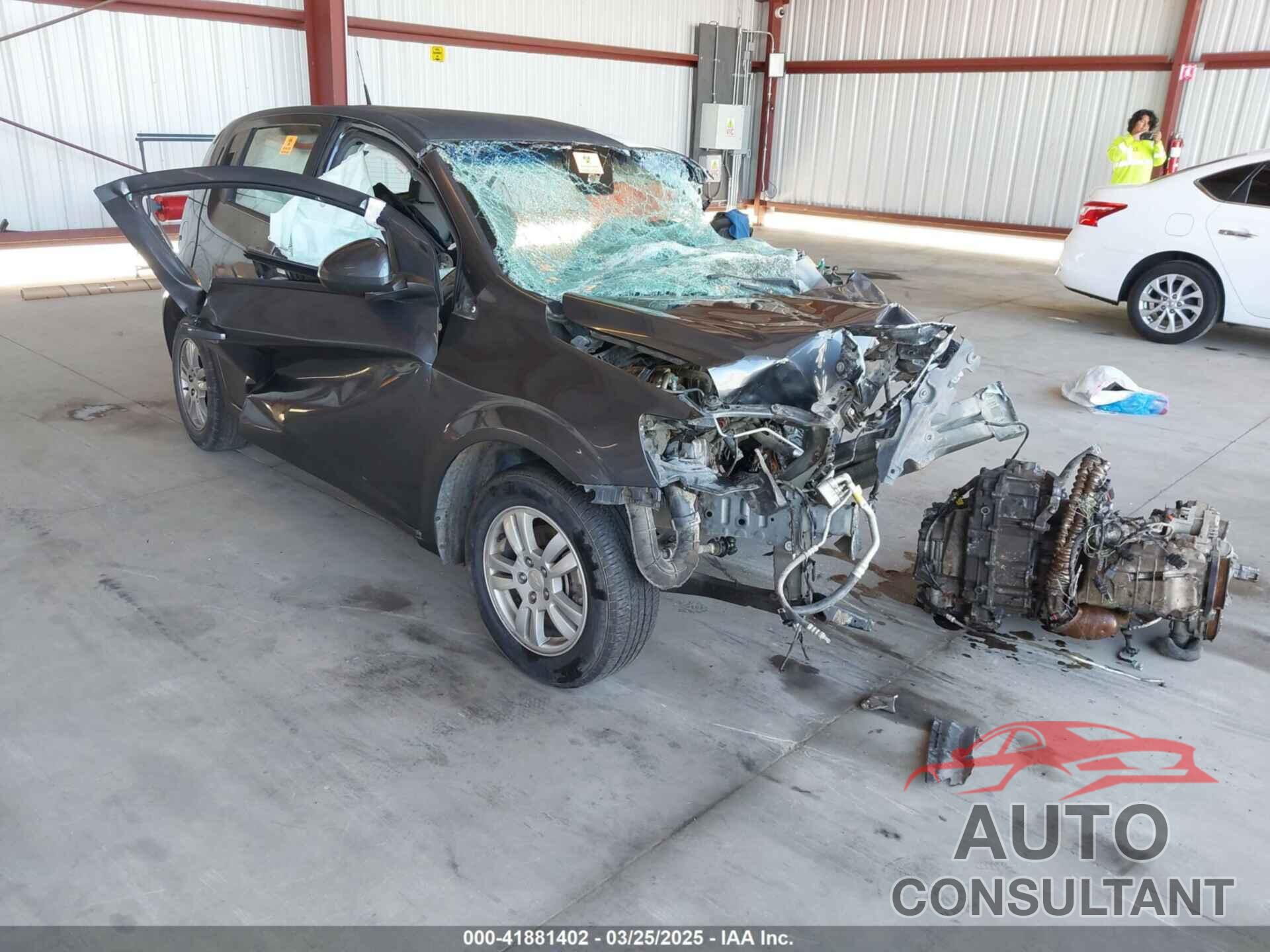 CHEVROLET SONIC 2012 - 1G1JA6SH7C4219017
