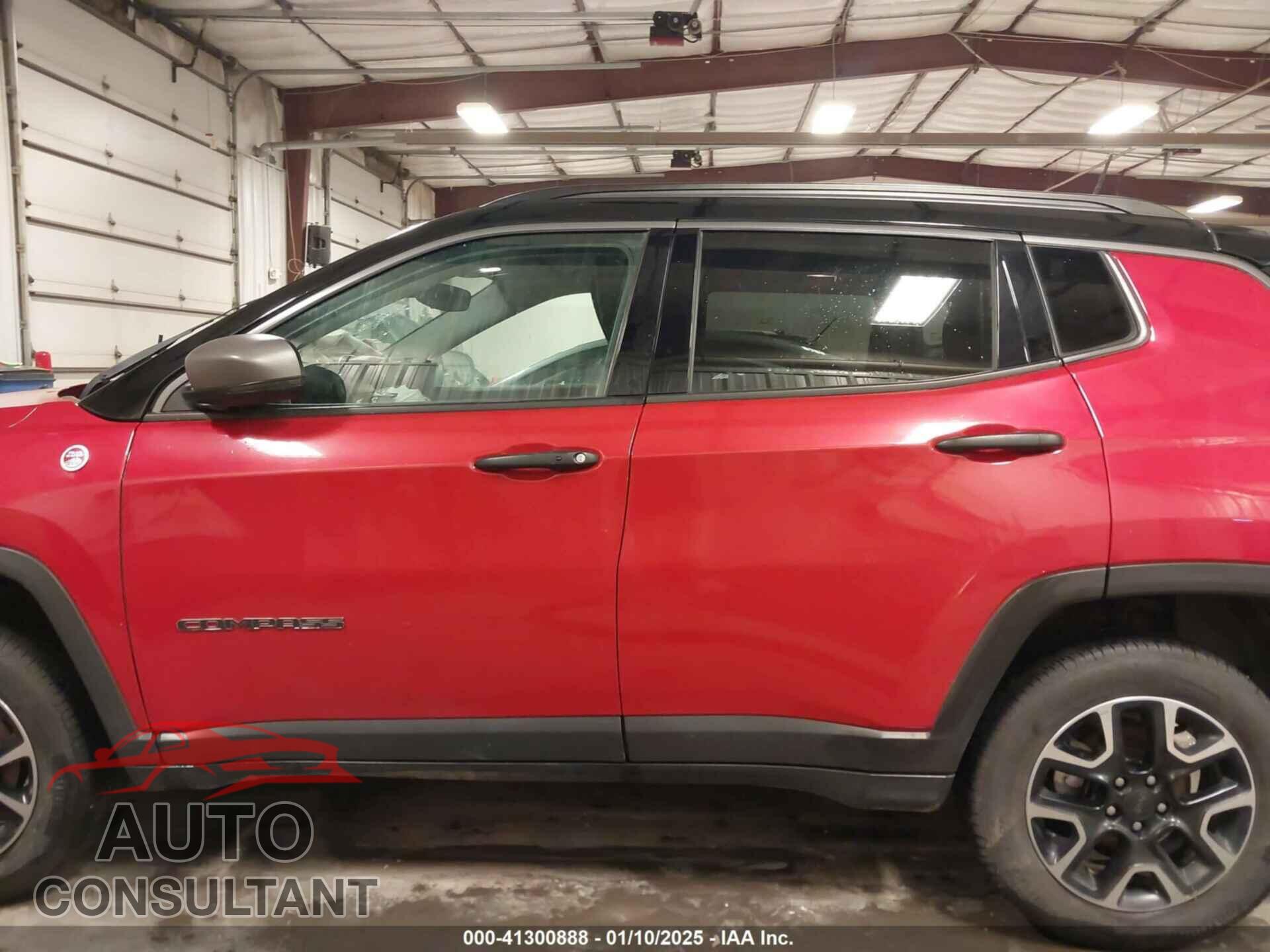 JEEP COMPASS 2019 - 3C4NJDDB8KT668950