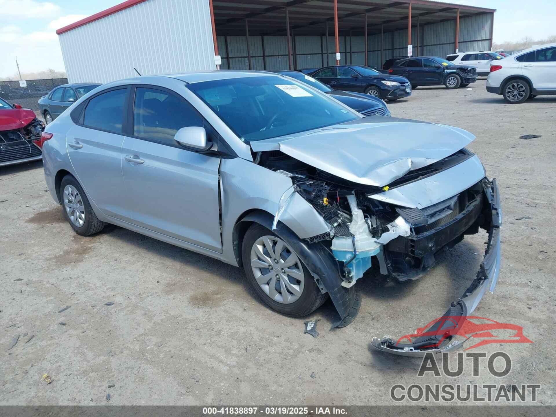 HYUNDAI ACCENT 2018 - 3KPC24A30JE020135