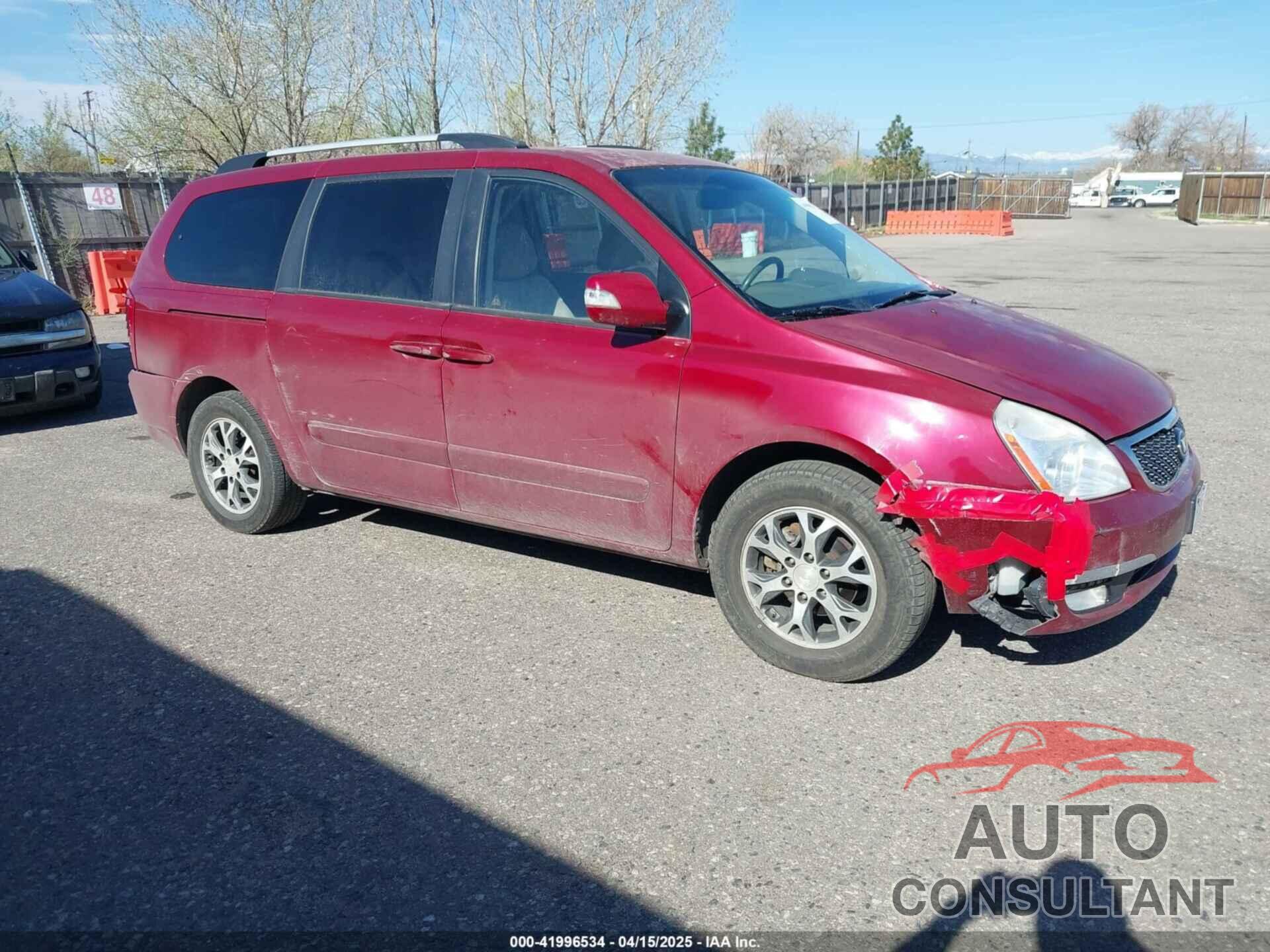 KIA SEDONA 2014 - KNDMG4C76E6572482