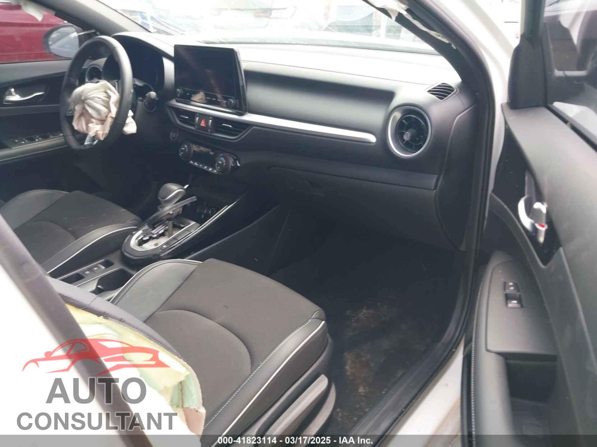 KIA FORTE 2023 - 3KPF54AD1PE615744