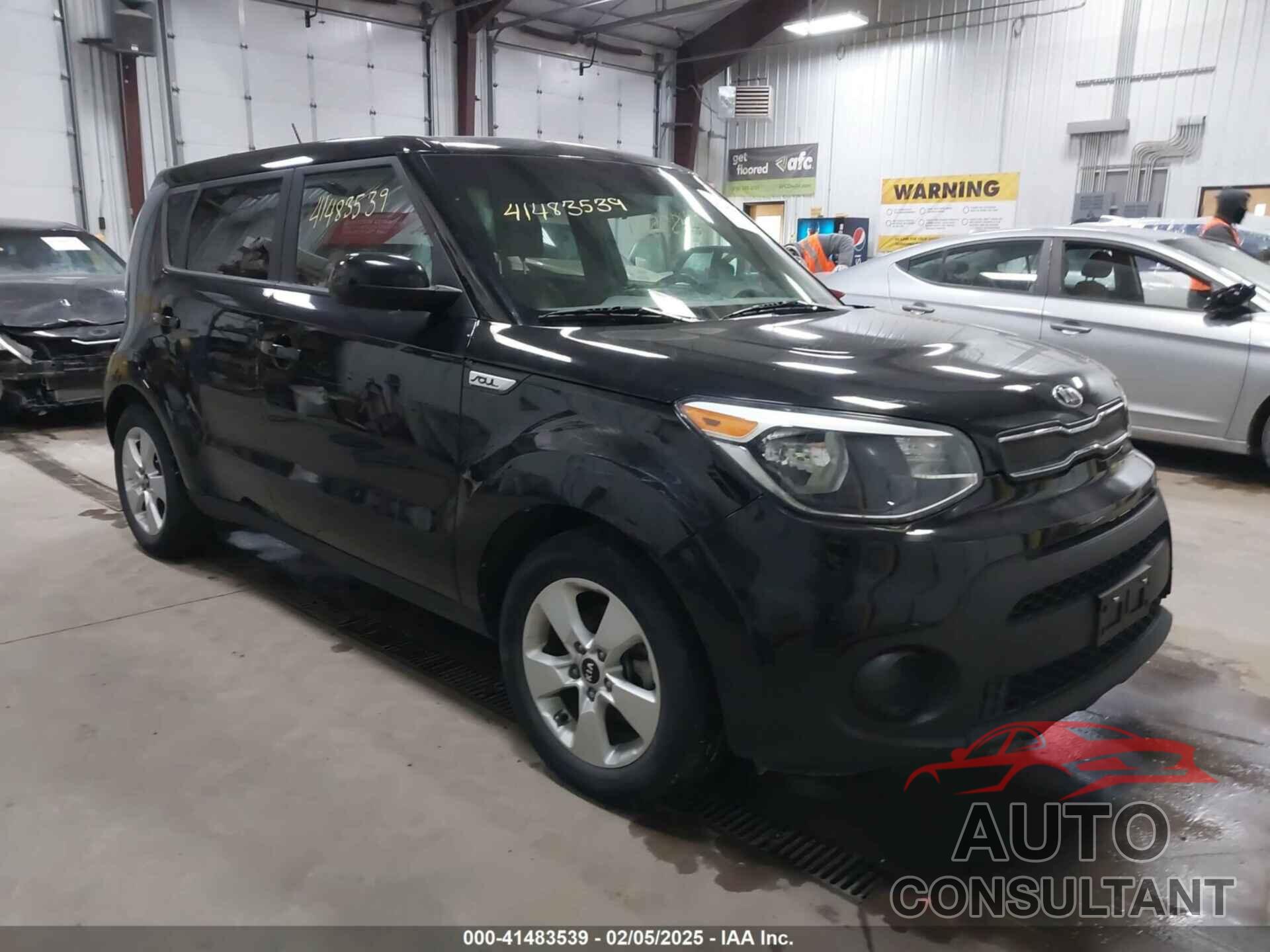 KIA SOUL 2017 - KNDJN2A2XH7411717