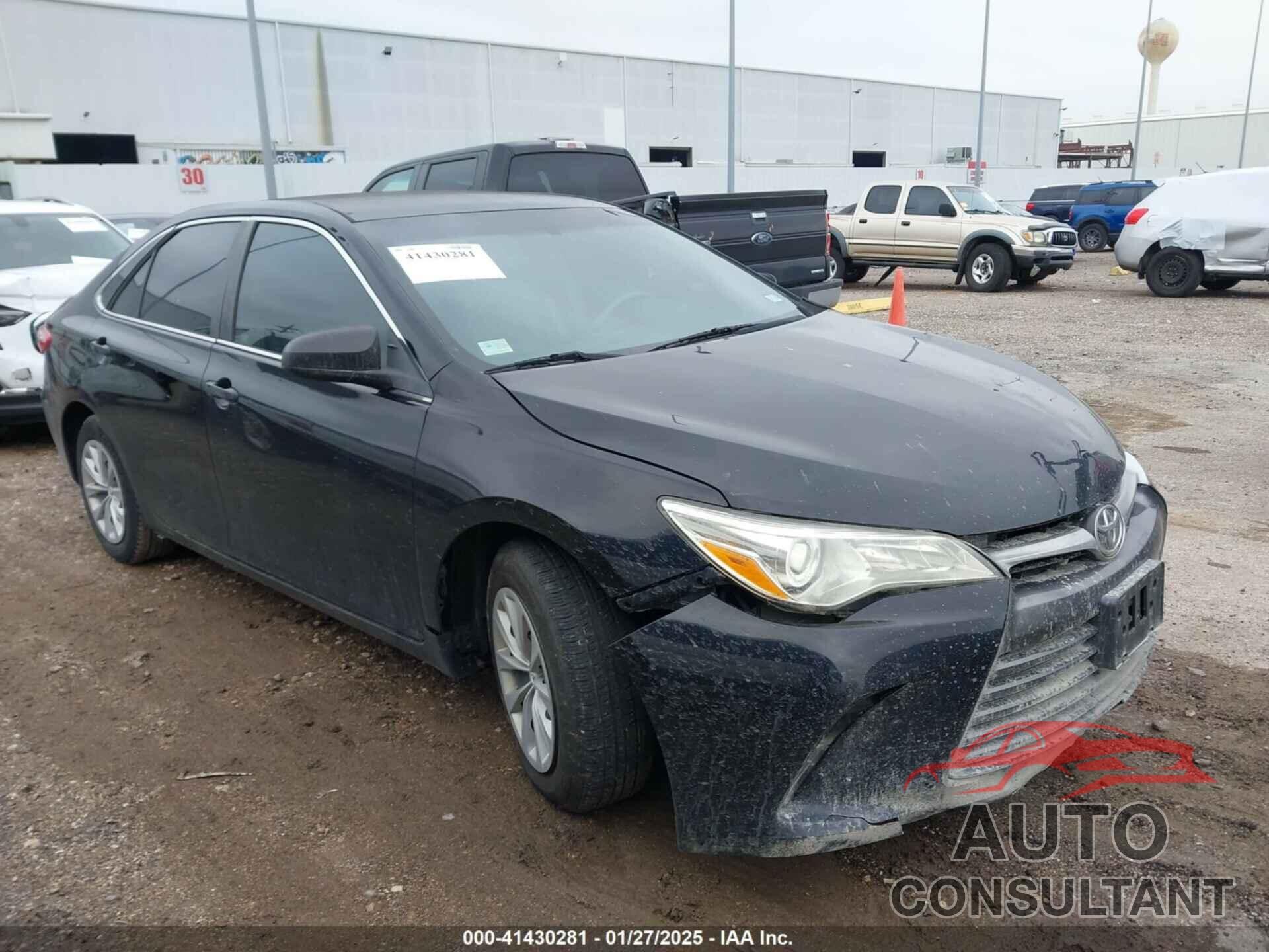 TOYOTA CAMRY 2015 - 4T4BF1FK7FR447157
