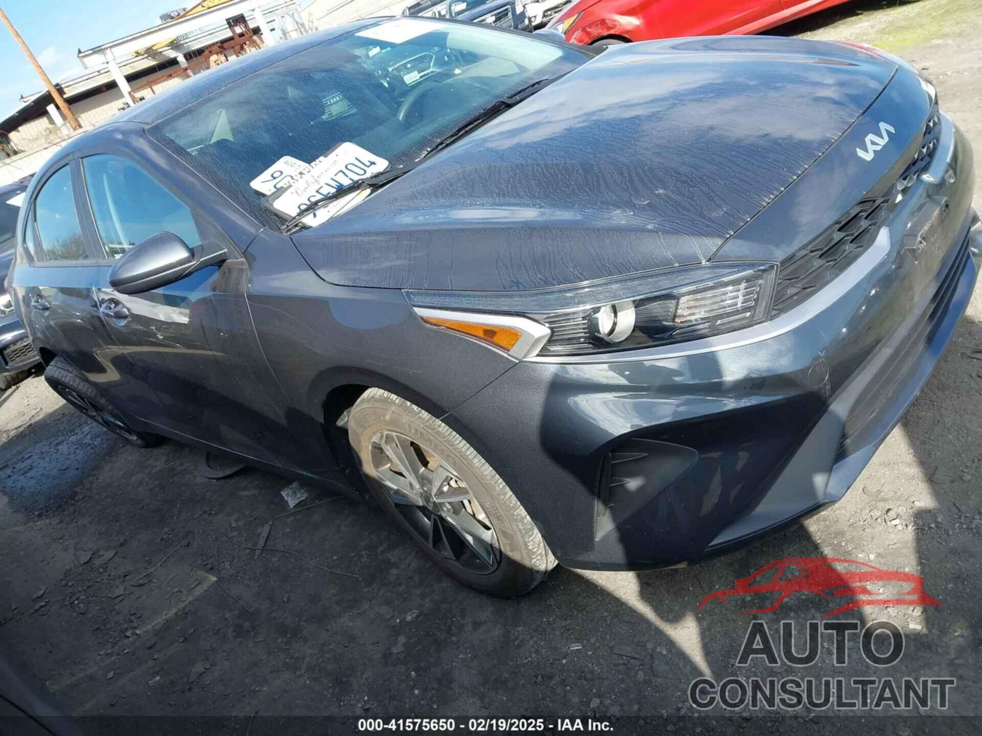 KIA FORTE 2023 - 3KPF24AD5PE518751