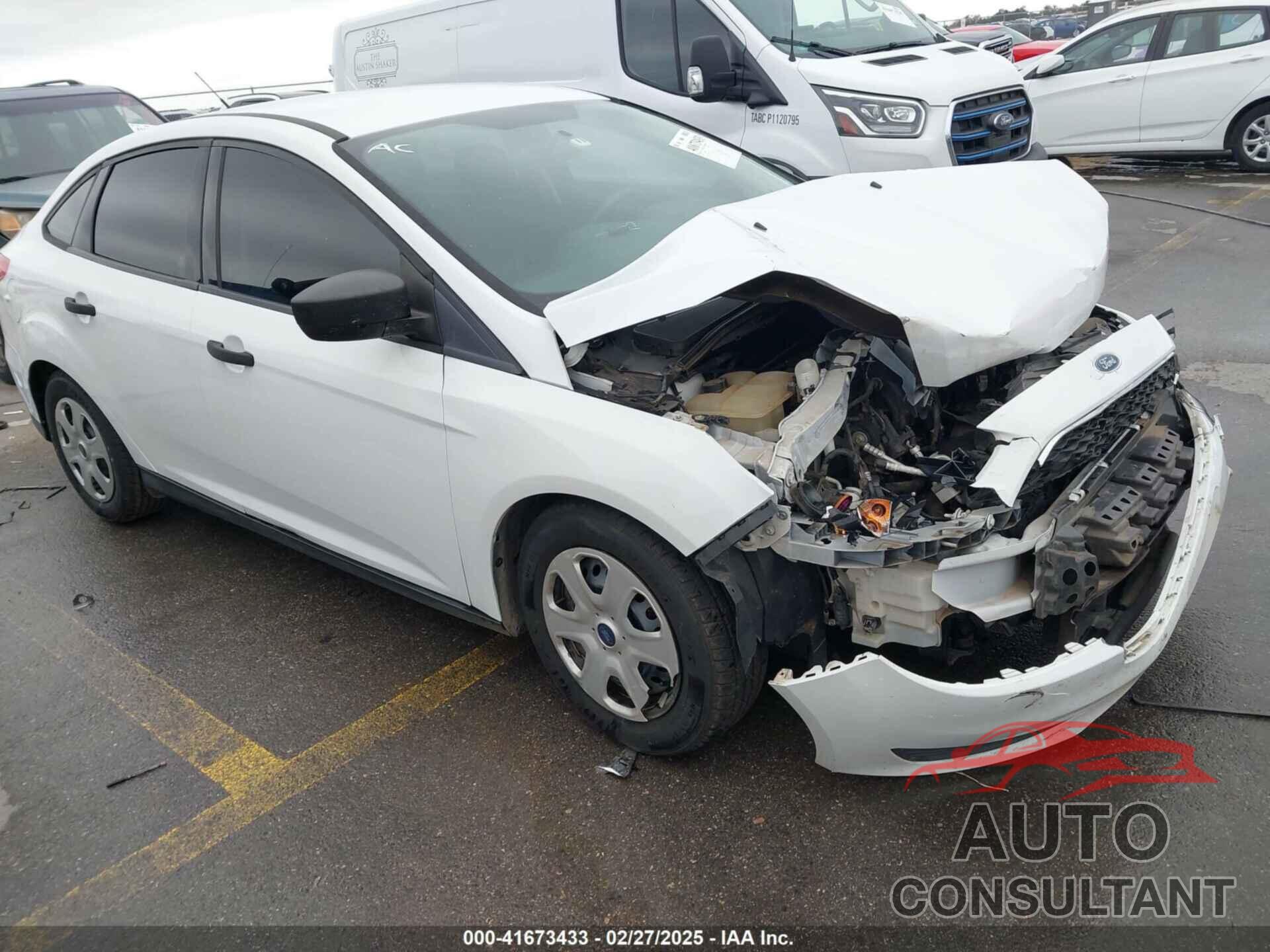 FORD FOCUS 2018 - 1FADP3E24JL284750