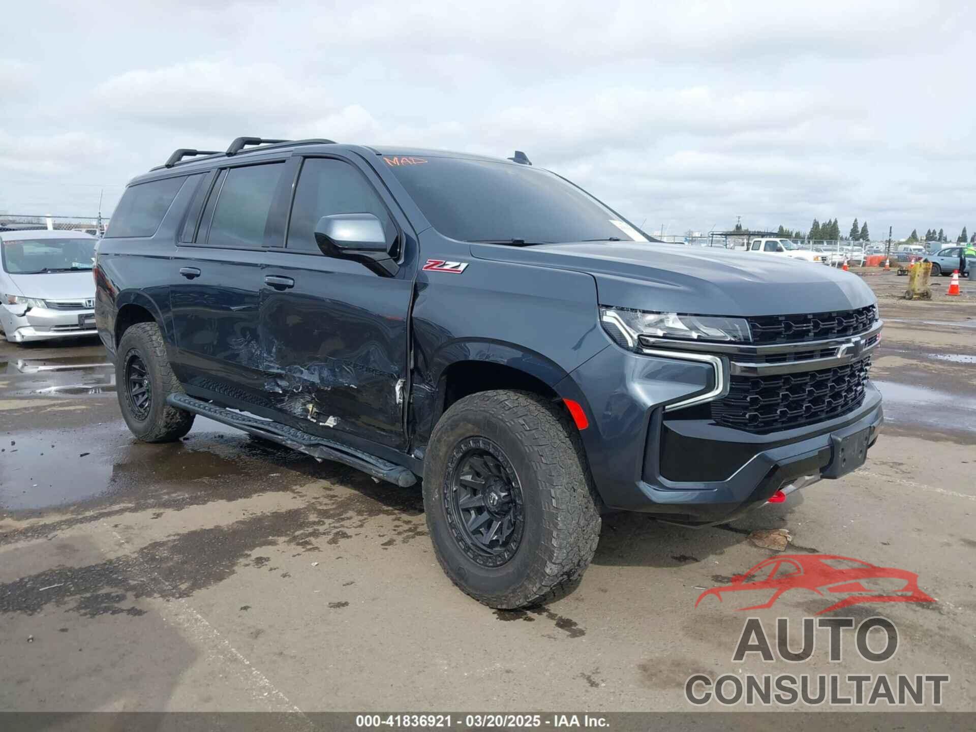 CHEVROLET SUBURBAN 2021 - 1GNSKDKD2MR379098