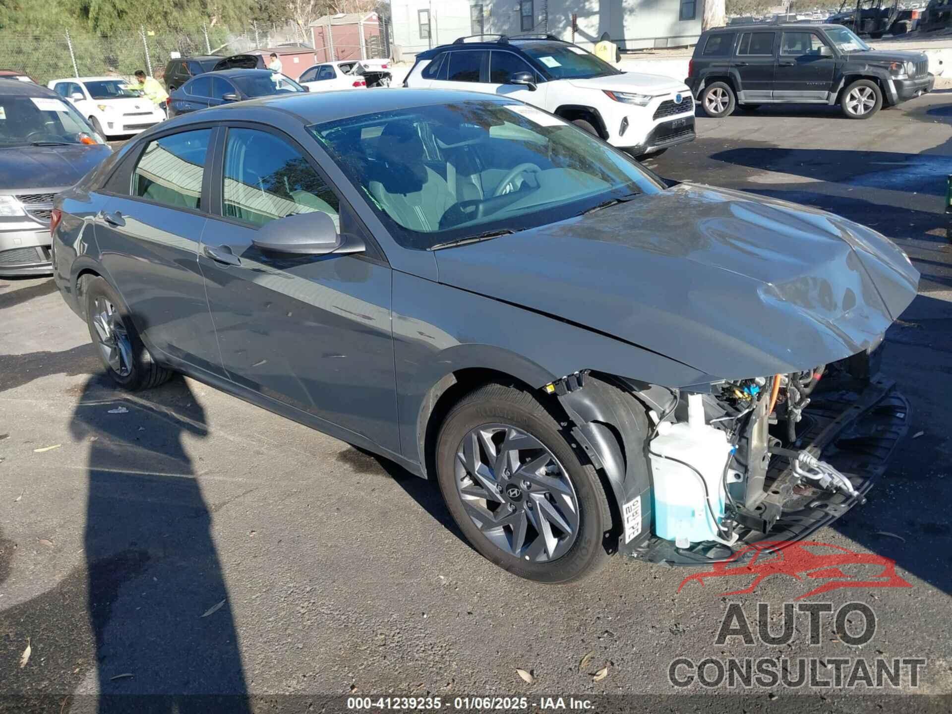 HYUNDAI ELANTRA 2024 - KMHLM4DJ0RU095642