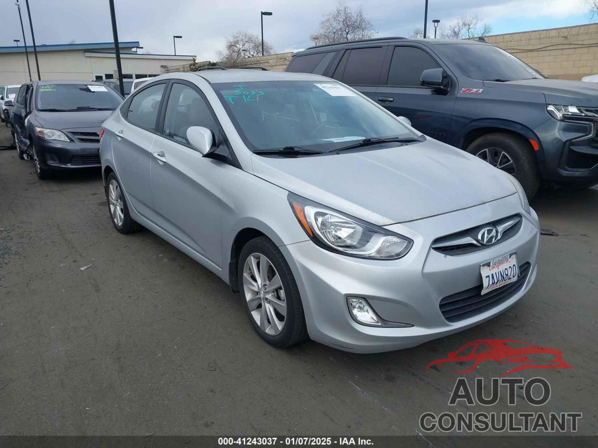 HYUNDAI ACCENT 2013 - KMHCU4AE0DU426168