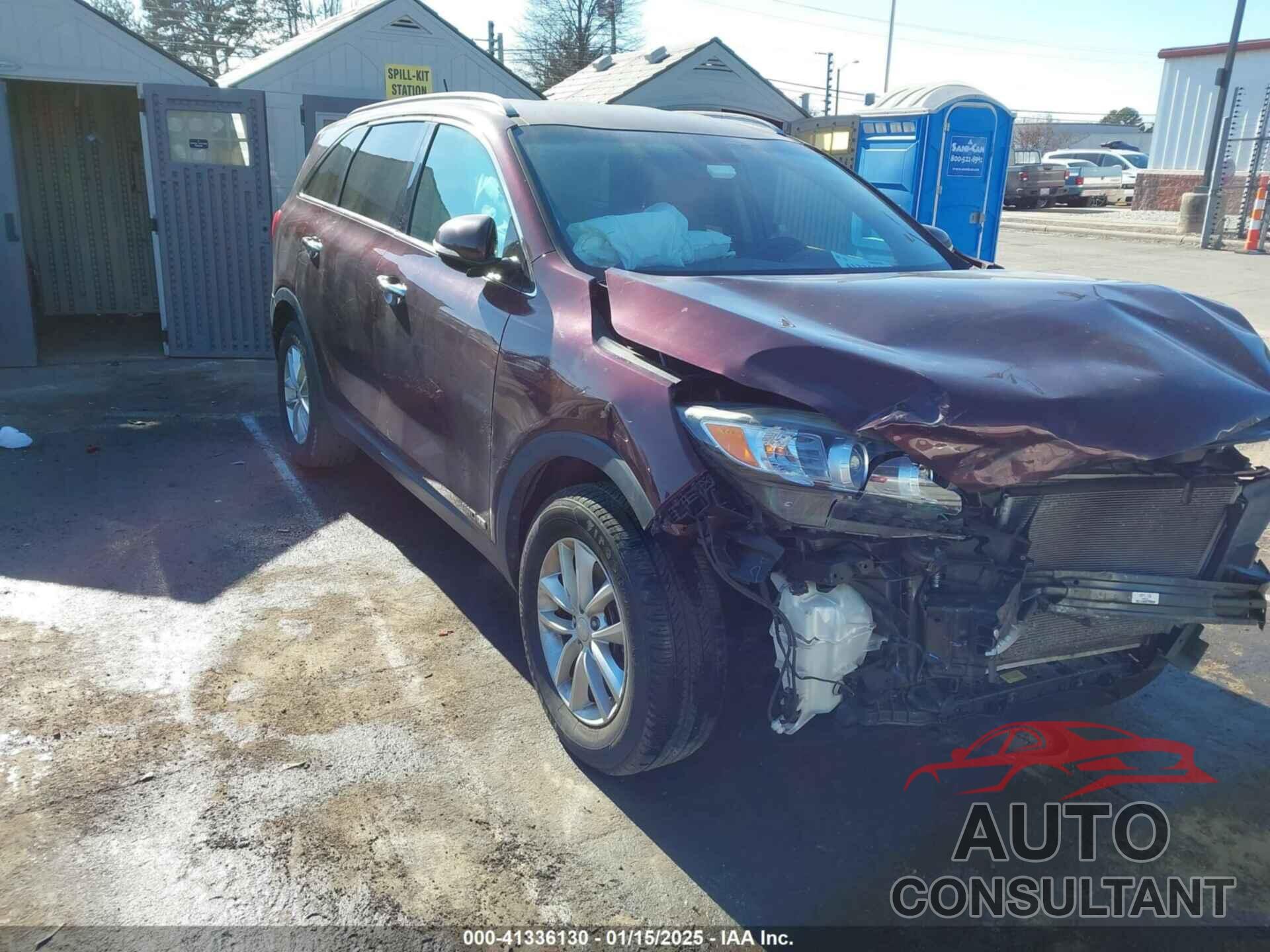 KIA SORENTO 2017 - 5XYPGDA58HG227907