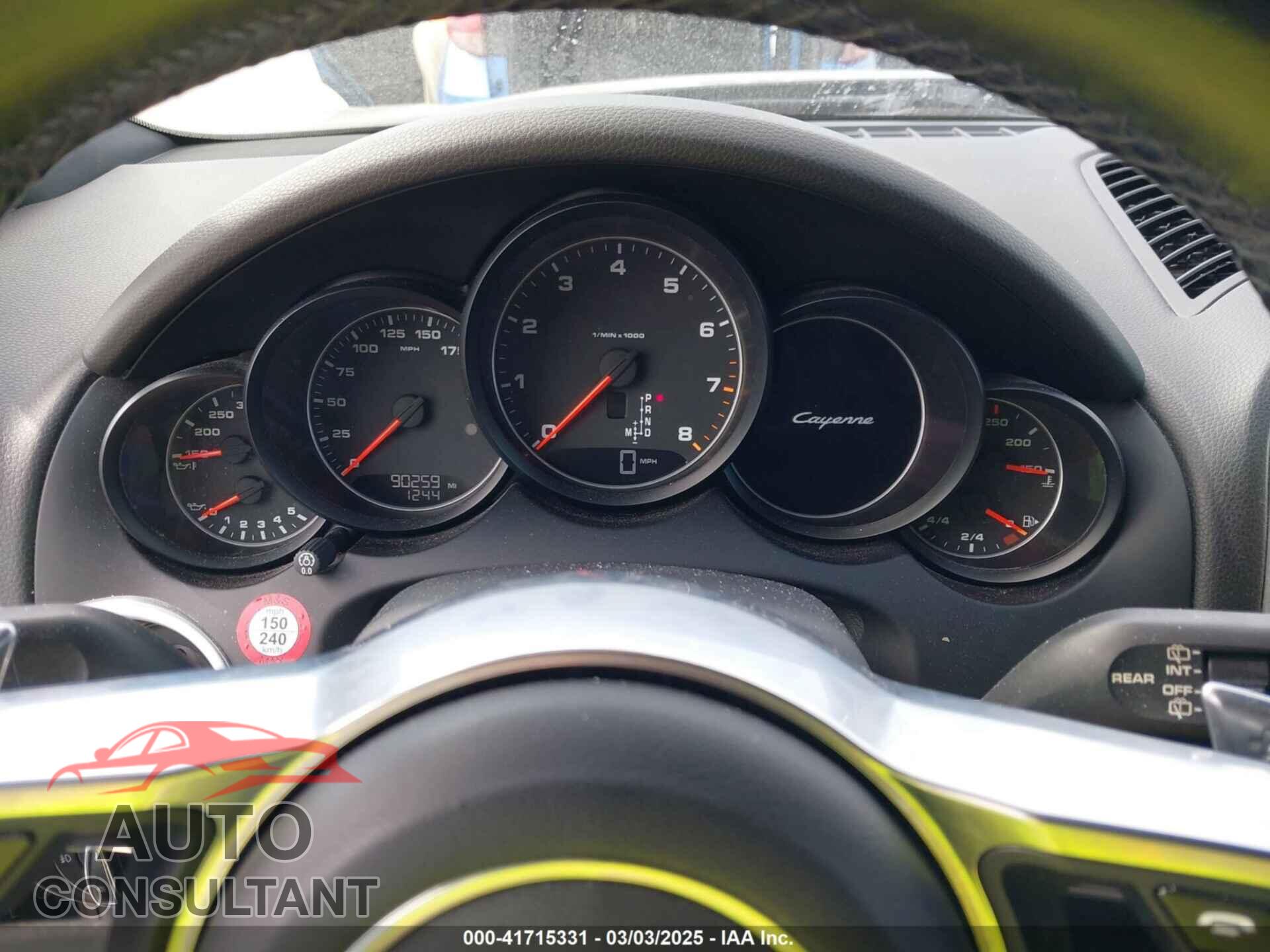 PORSCHE CAYENNE 2016 - WP1AA2A25GKA15765