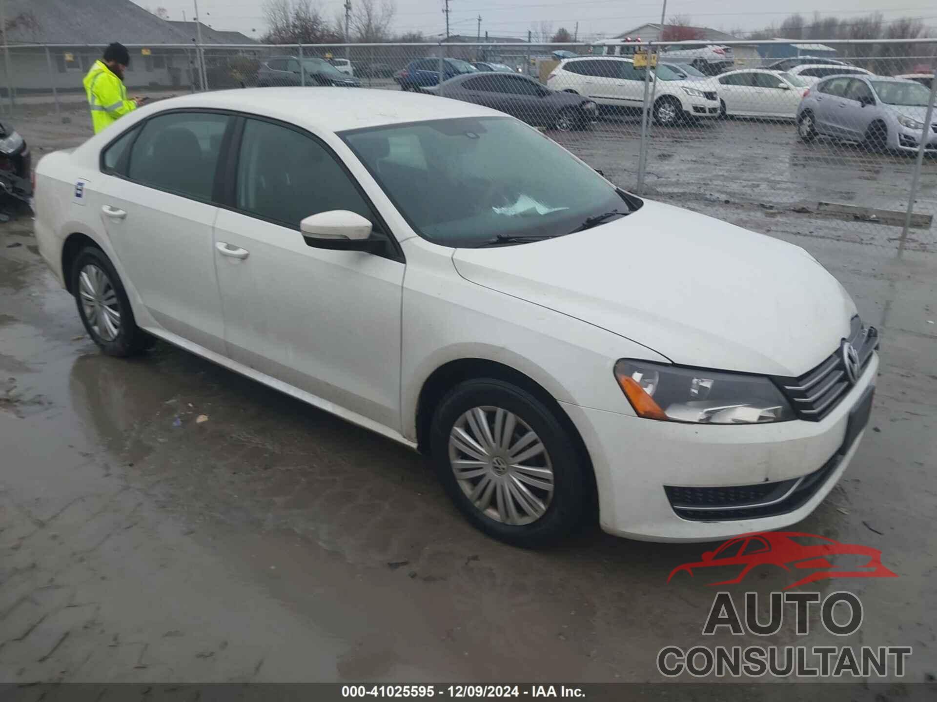VOLKSWAGEN PASSAT 2014 - 1VWAT7A37EC043329