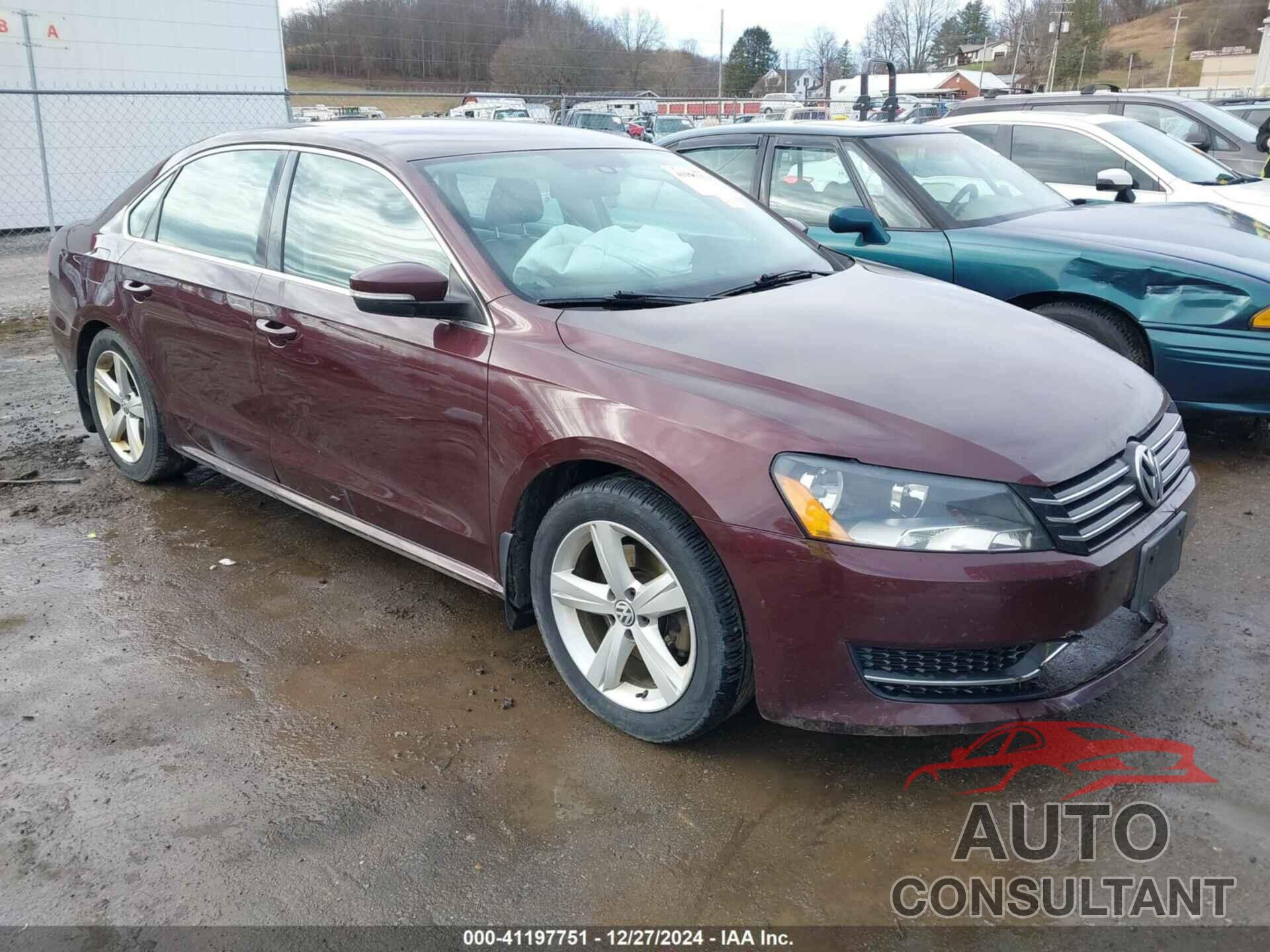 VOLKSWAGEN PASSAT 2013 - 1VWBP7A36DC103690