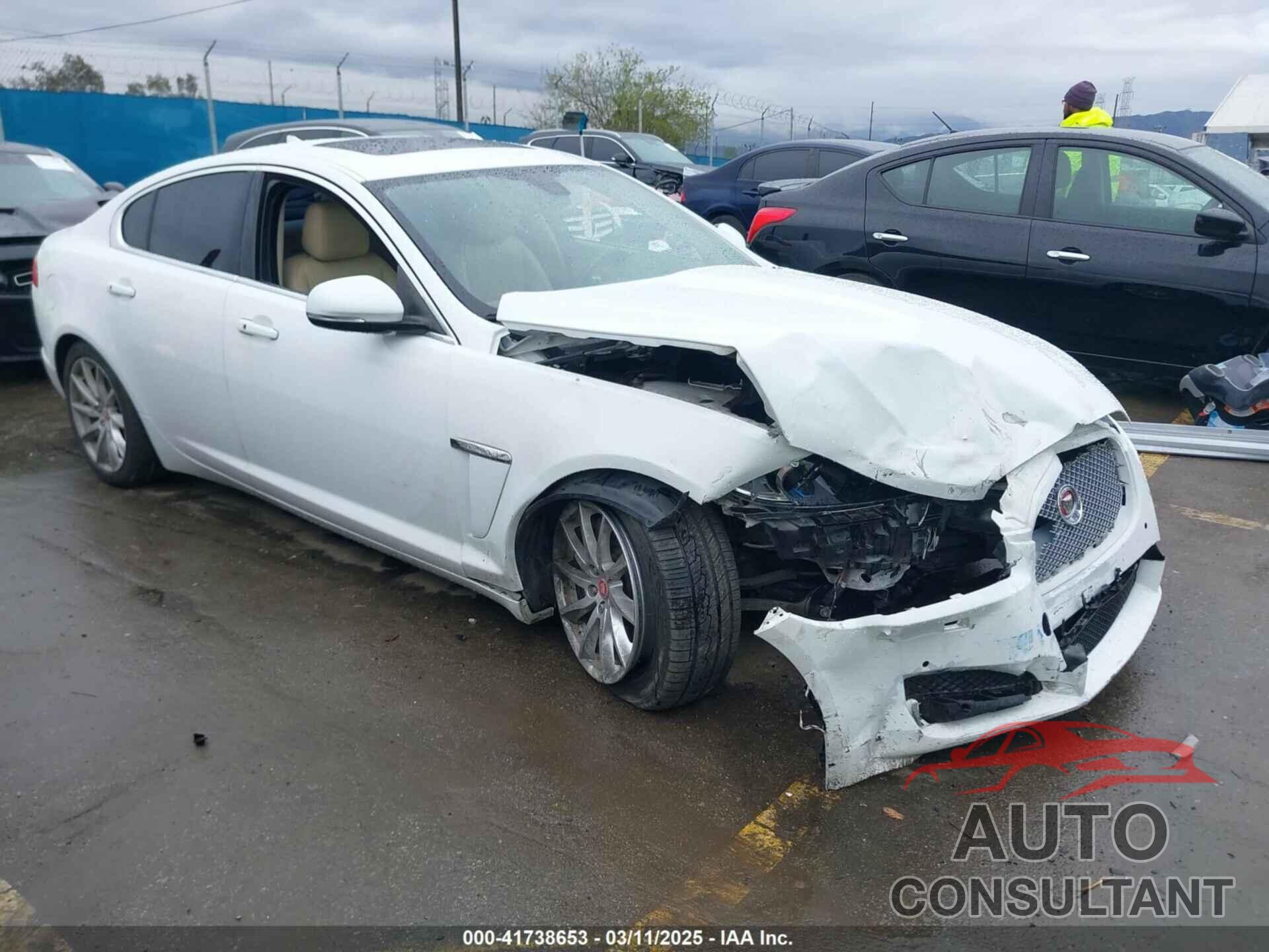 JAGUAR XF 2015 - SAJWA0FS4FPU87673