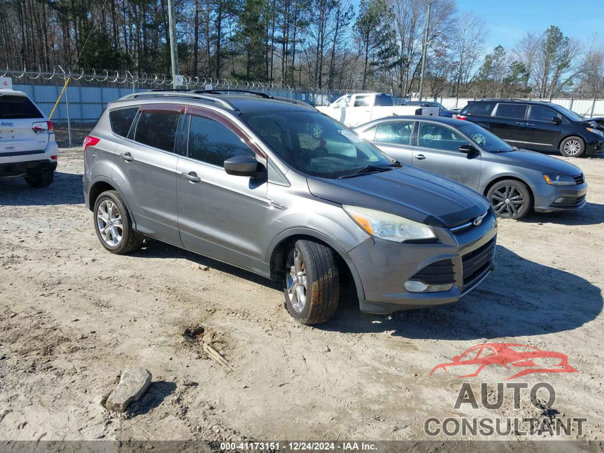 FORD ESCAPE 2013 - 1FMCU0GX8DUB93349