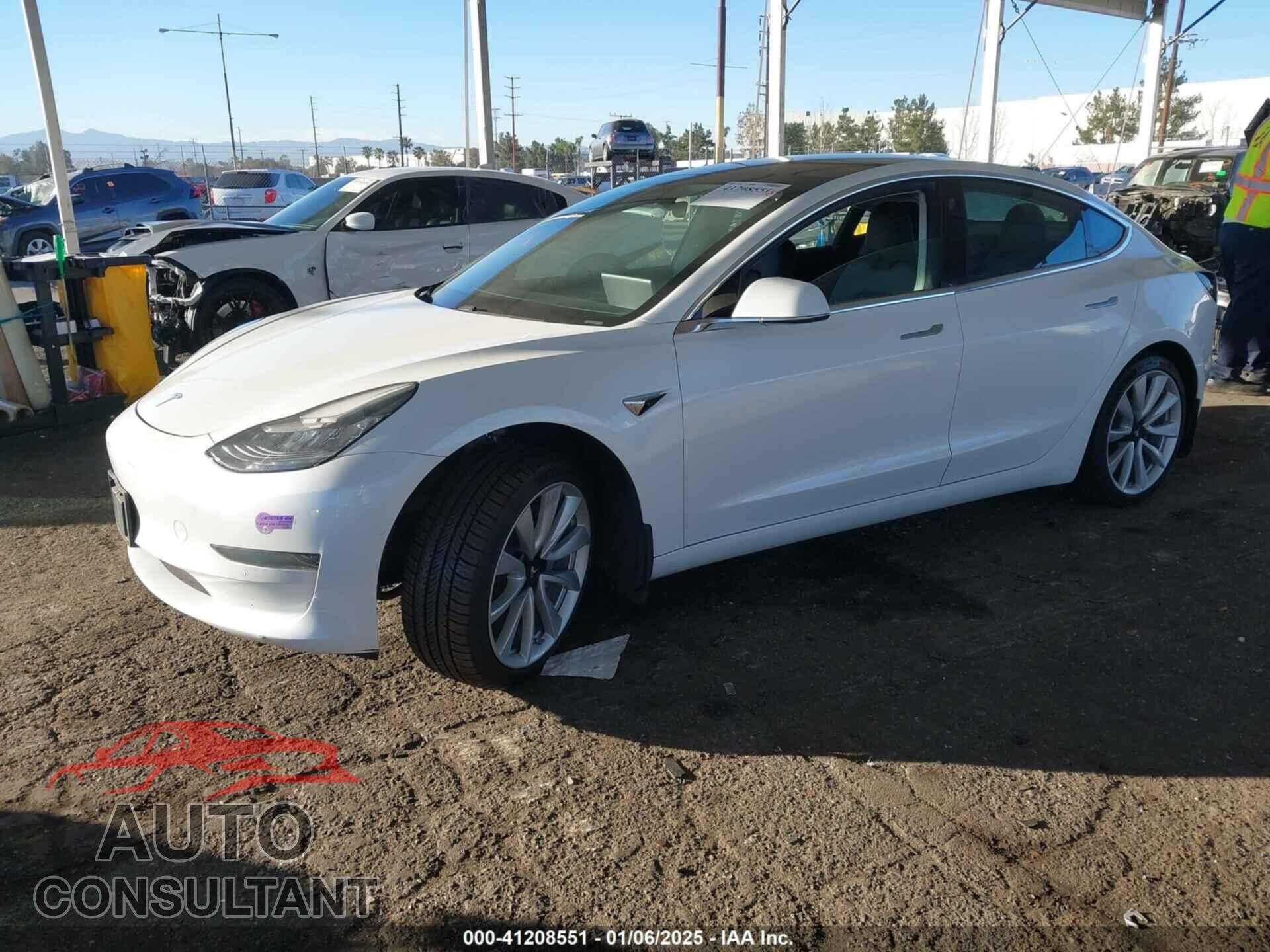TESLA MODEL 3 2019 - 5YJ3E1EA7KF437908