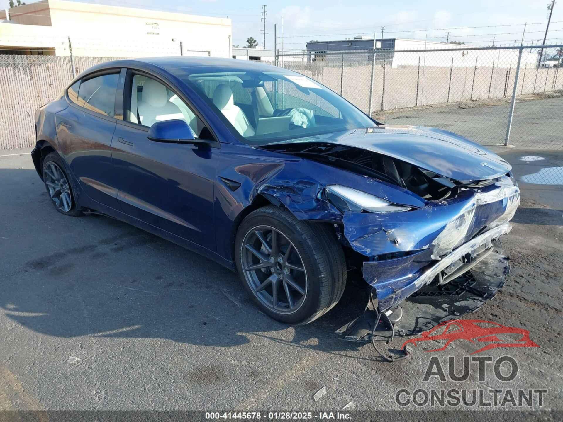 TESLA MODEL 3 2023 - 5YJ3E1EAXPF648270
