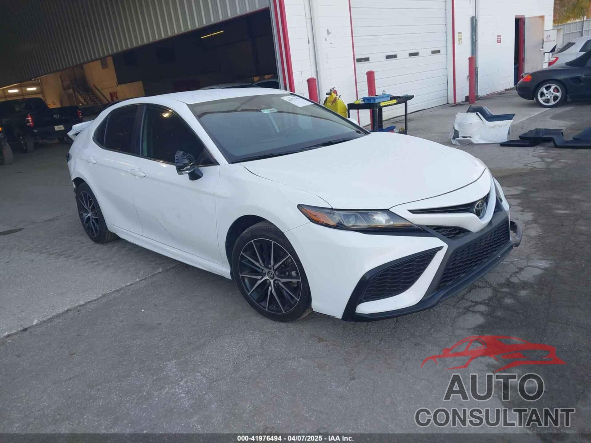 TOYOTA CAMRY 2023 - 4T1G11AK9PU838334