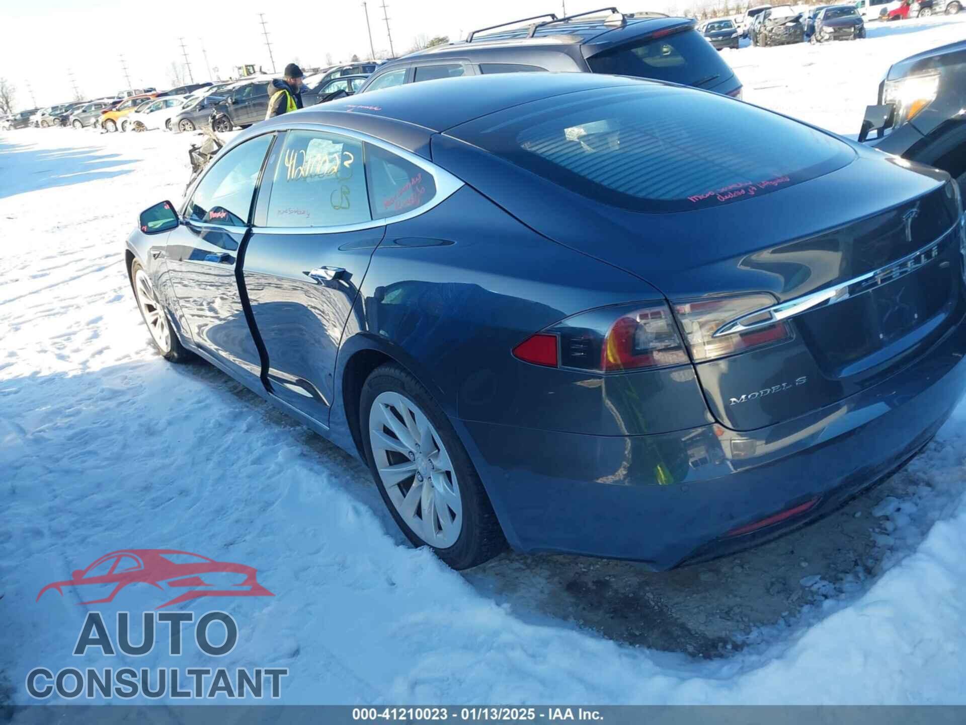 TESLA MODEL S 2017 - 5YJSA1E25HF204179