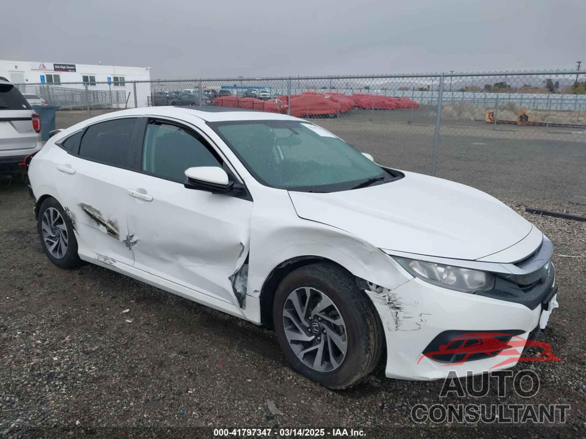 HONDA CIVIC 2018 - 2HGFC2F74JH541360