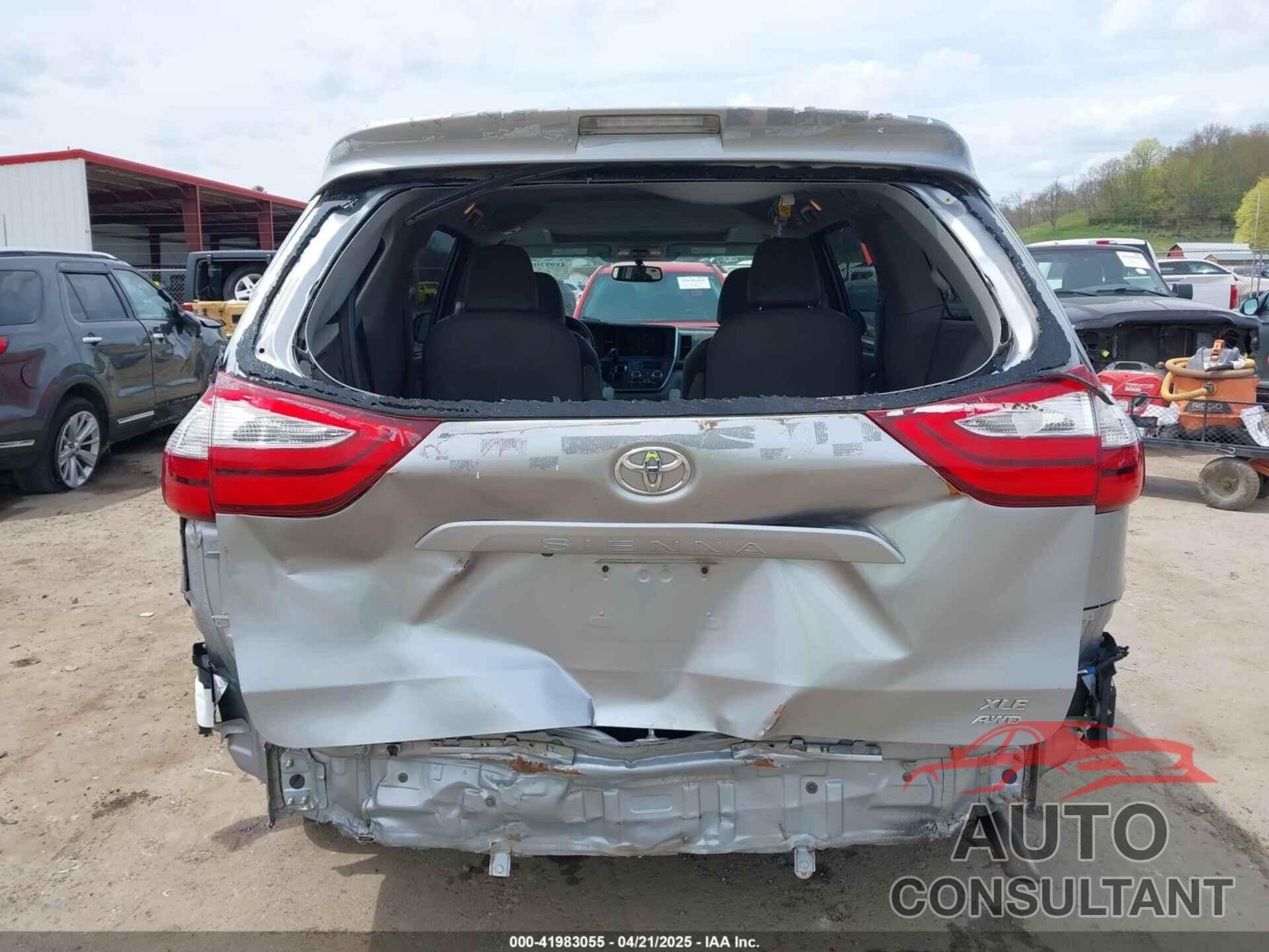 TOYOTA SIENNA 2017 - 5TDDZ3DC4HS164017