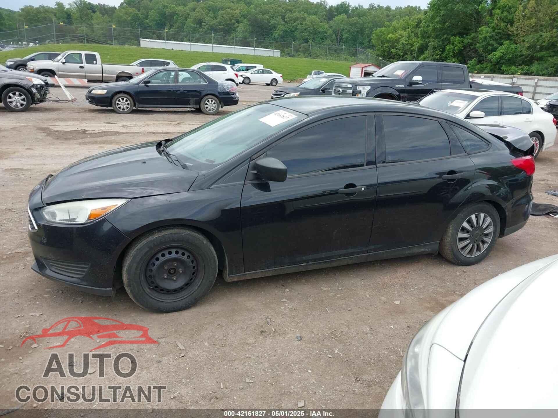 FORD FOCUS 2015 - 1FADP3E27FL259896