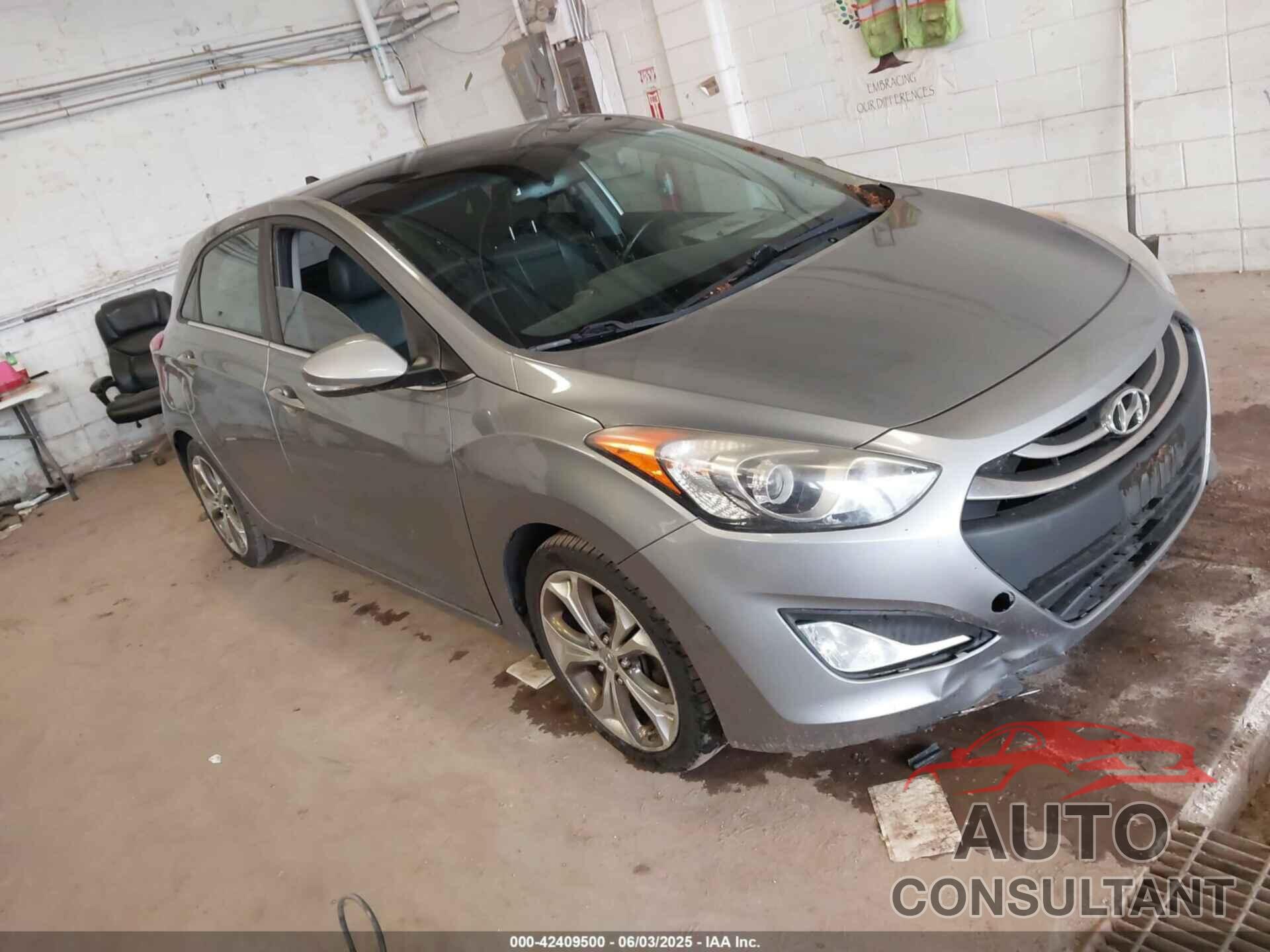 HYUNDAI ELANTRA GT 2013 - KMHD35LE3DU038040