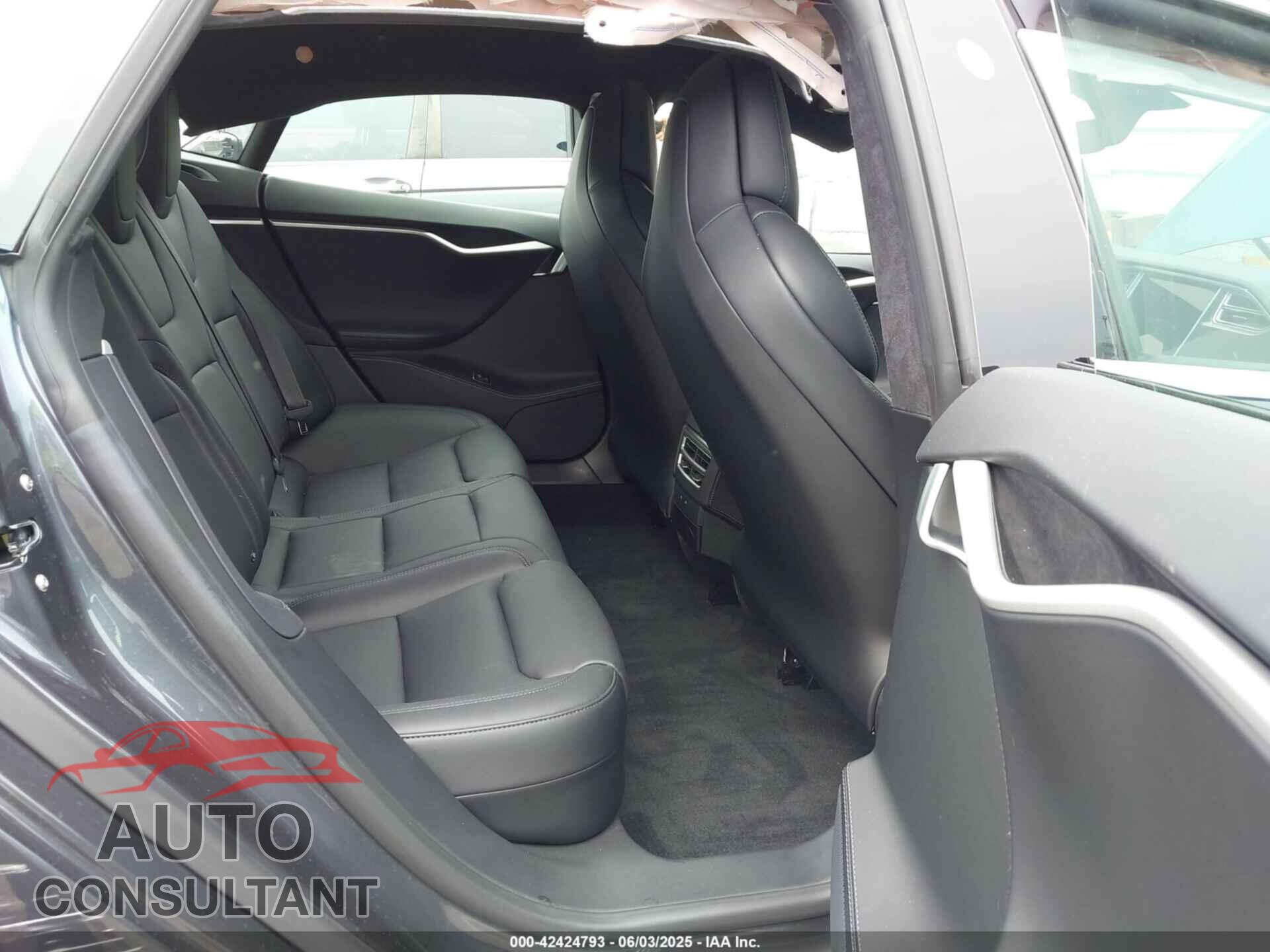 TESLA MODEL S 2017 - 5YJSA1E20HF228681
