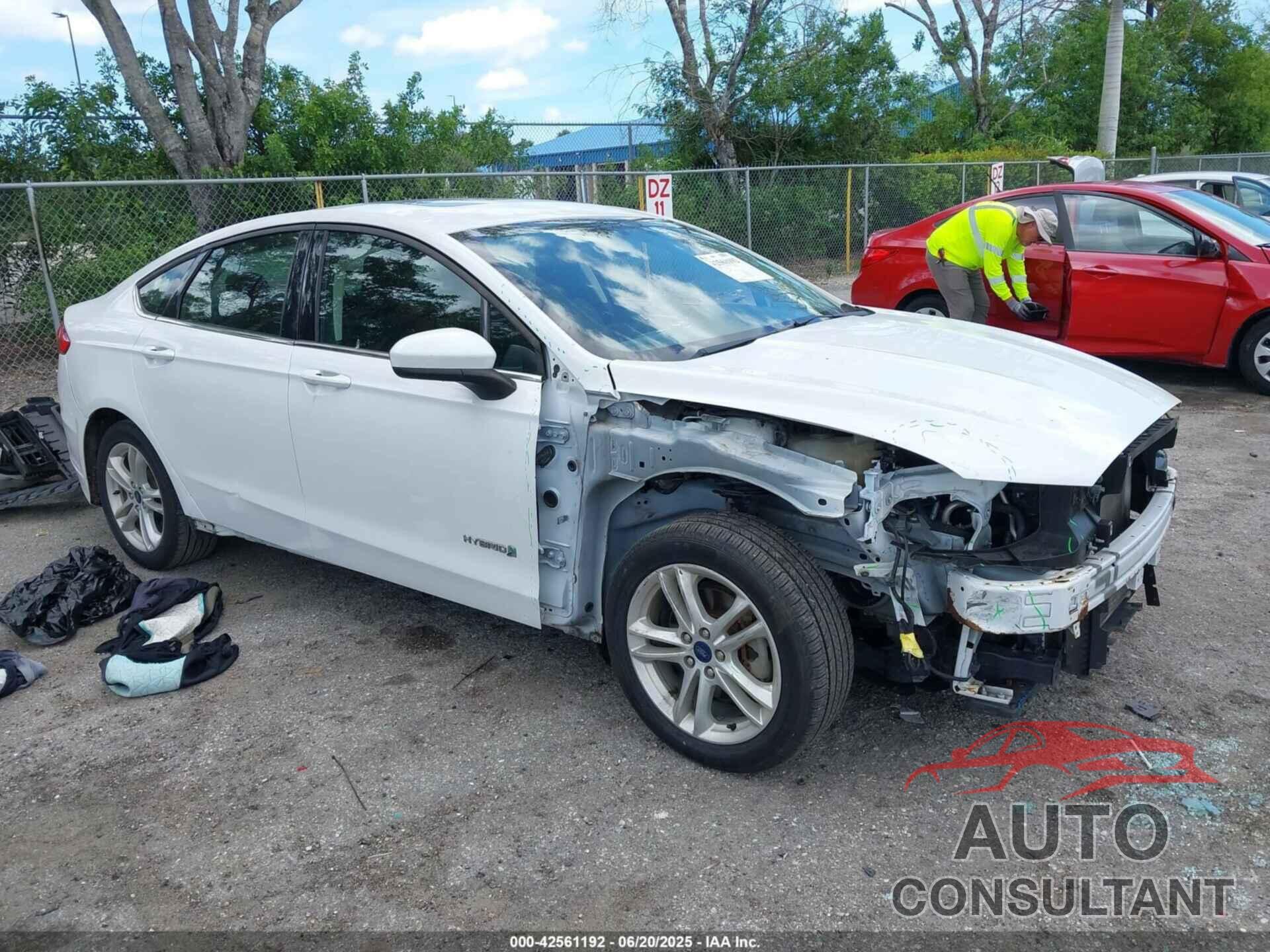 FORD FUSION HYBRID 2018 - 3FA6P0LUXJR233900