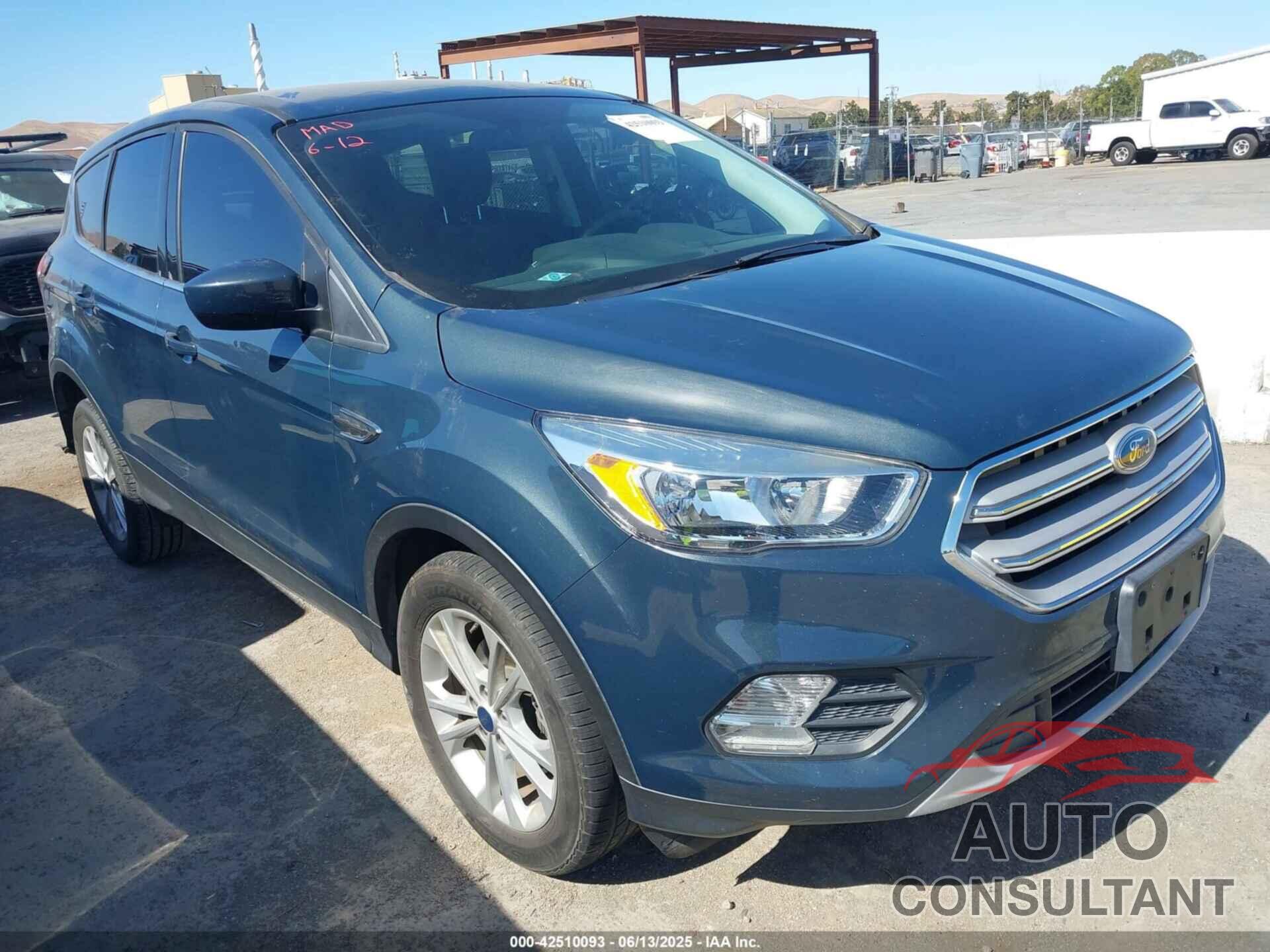 FORD ESCAPE 2019 - 1FMCU0GD4KUA63989