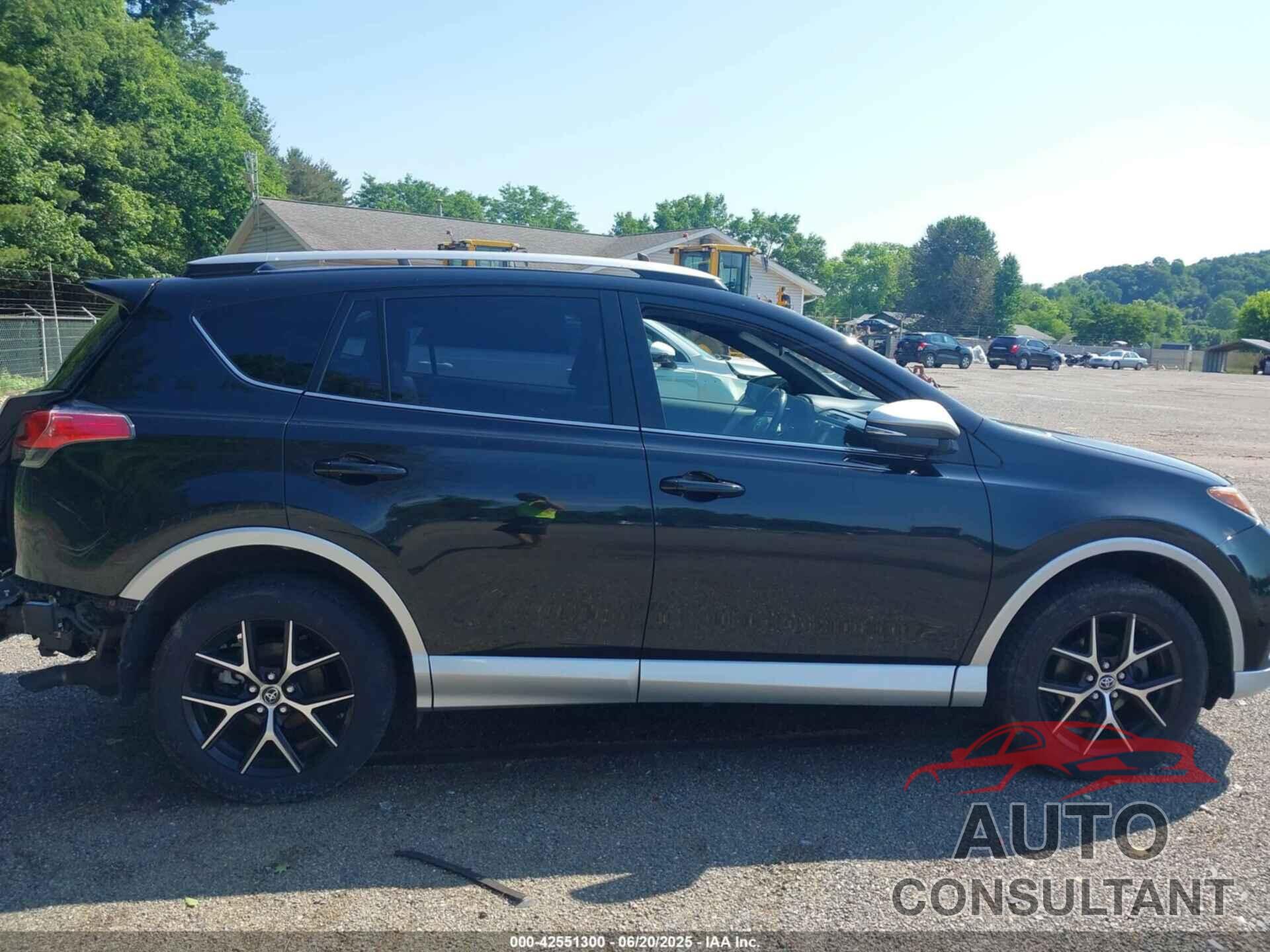 TOYOTA RAV4 2016 - JTMJFREV2GJ089599