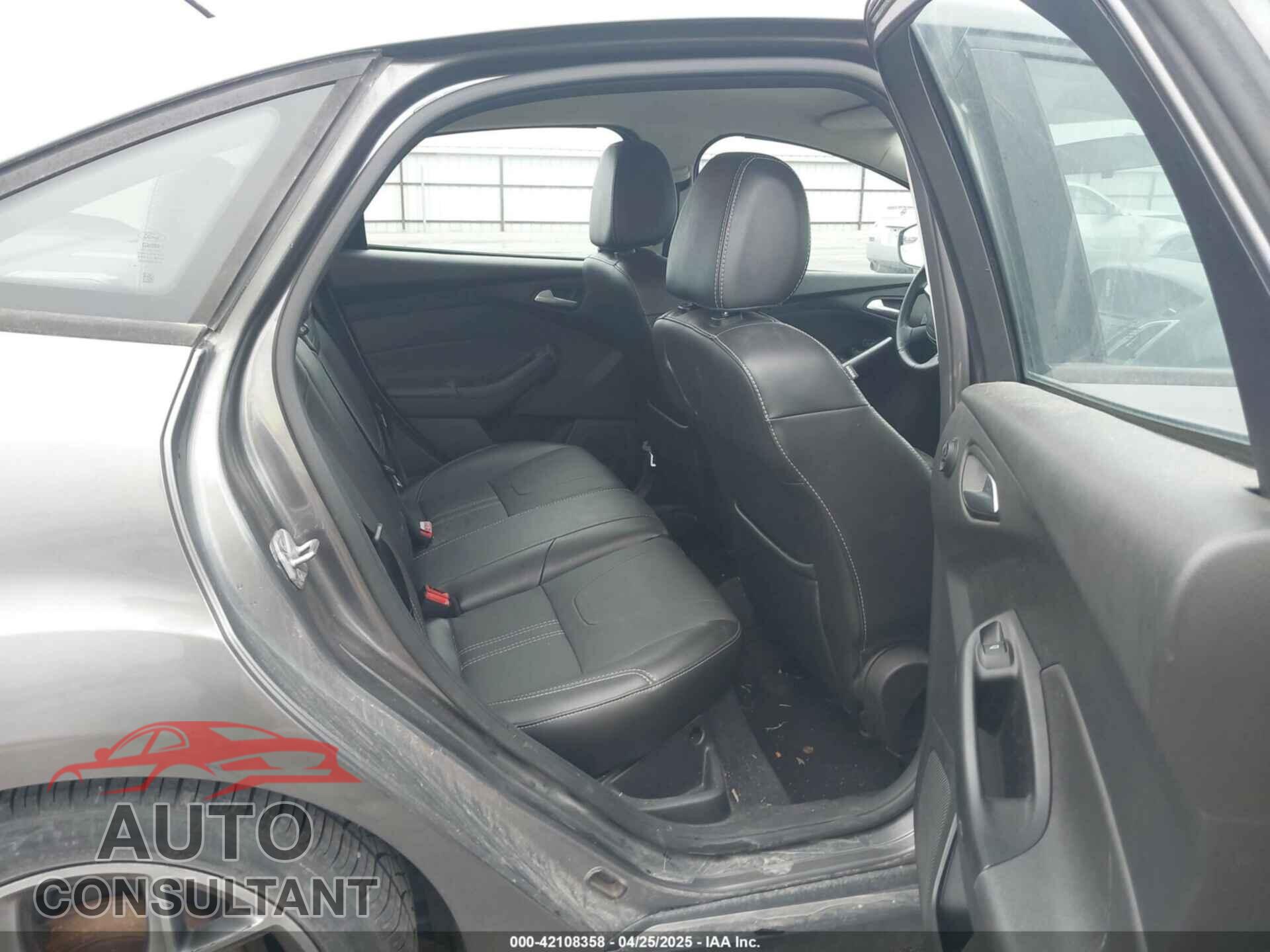 FORD FOCUS 2014 - 1FADP3F20EL194533