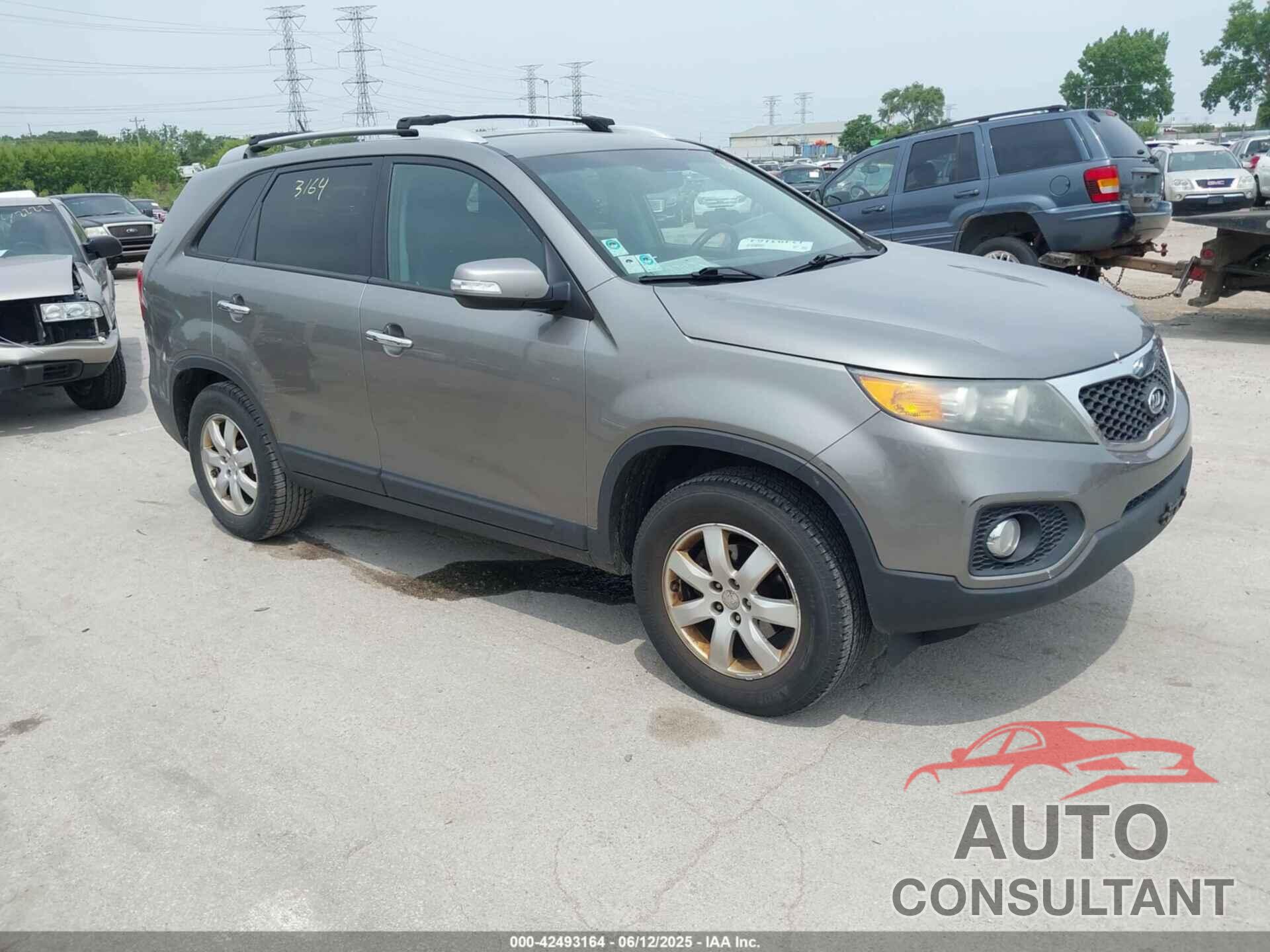 KIA SORENTO 2011 - 5XYKT4A15BG184198