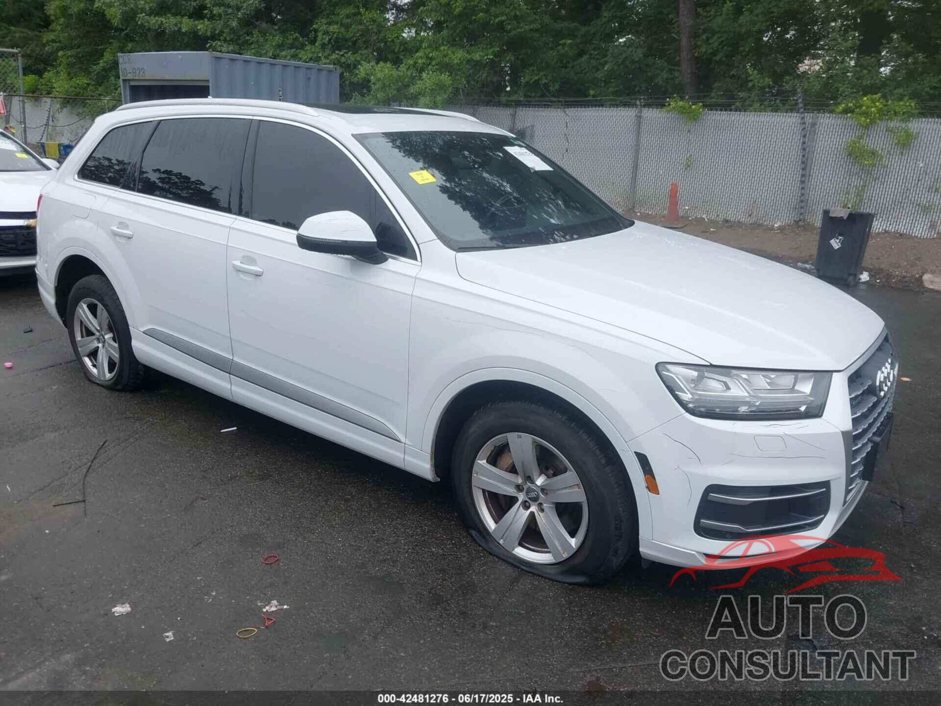 AUDI Q7 2019 - WA1LHAF74KD025148