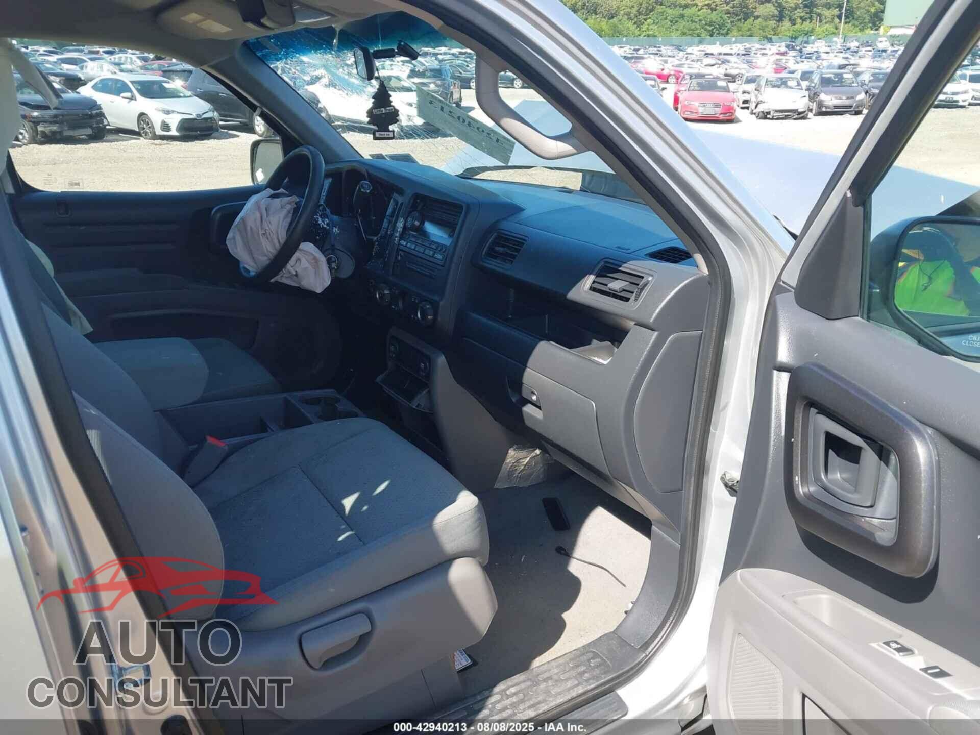 HONDA RIDGELINE 2011 - 5FPYK1F21BB006056