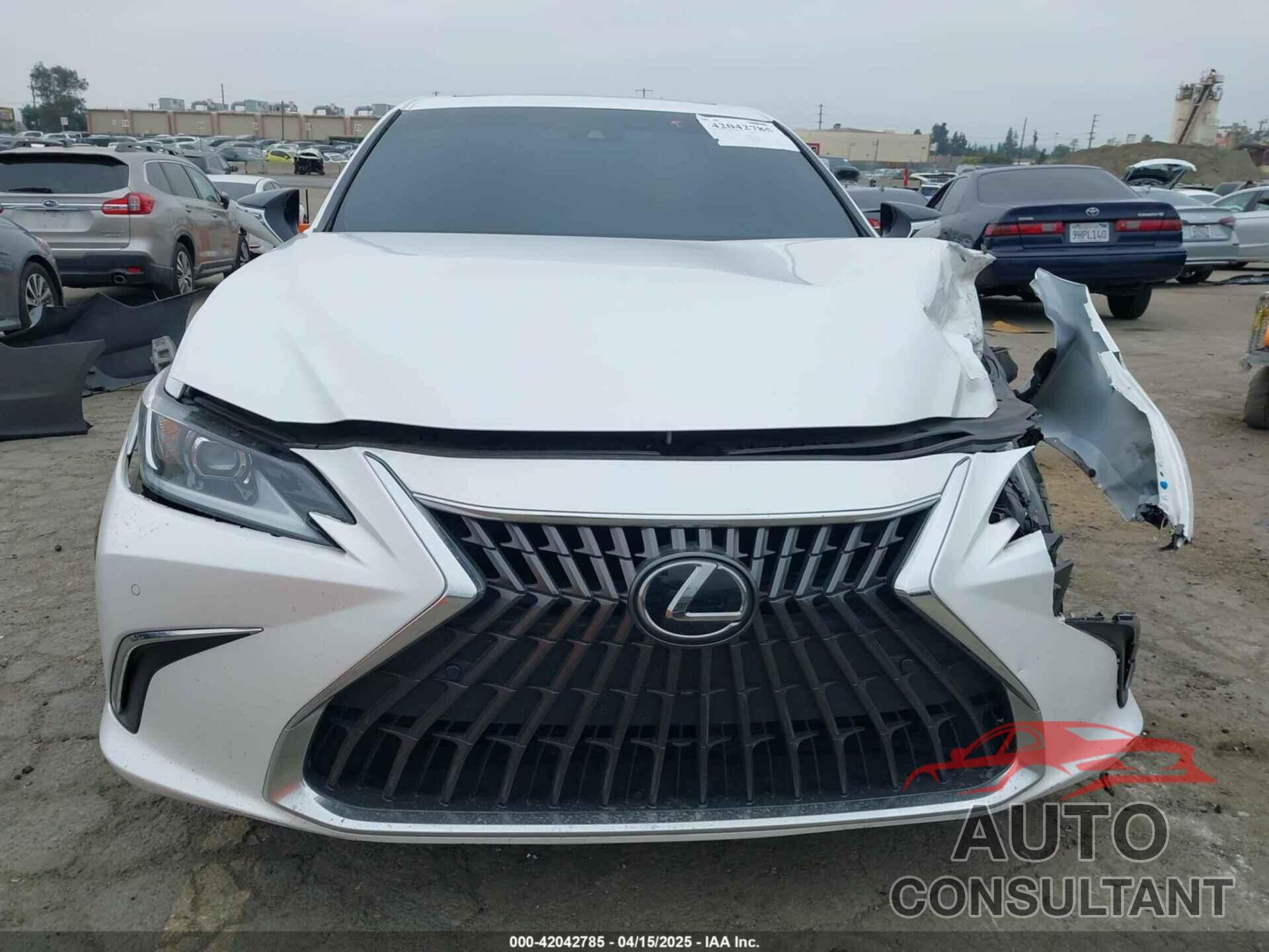 LEXUS ES 300H 2024 - 58ADA1C13RU041919