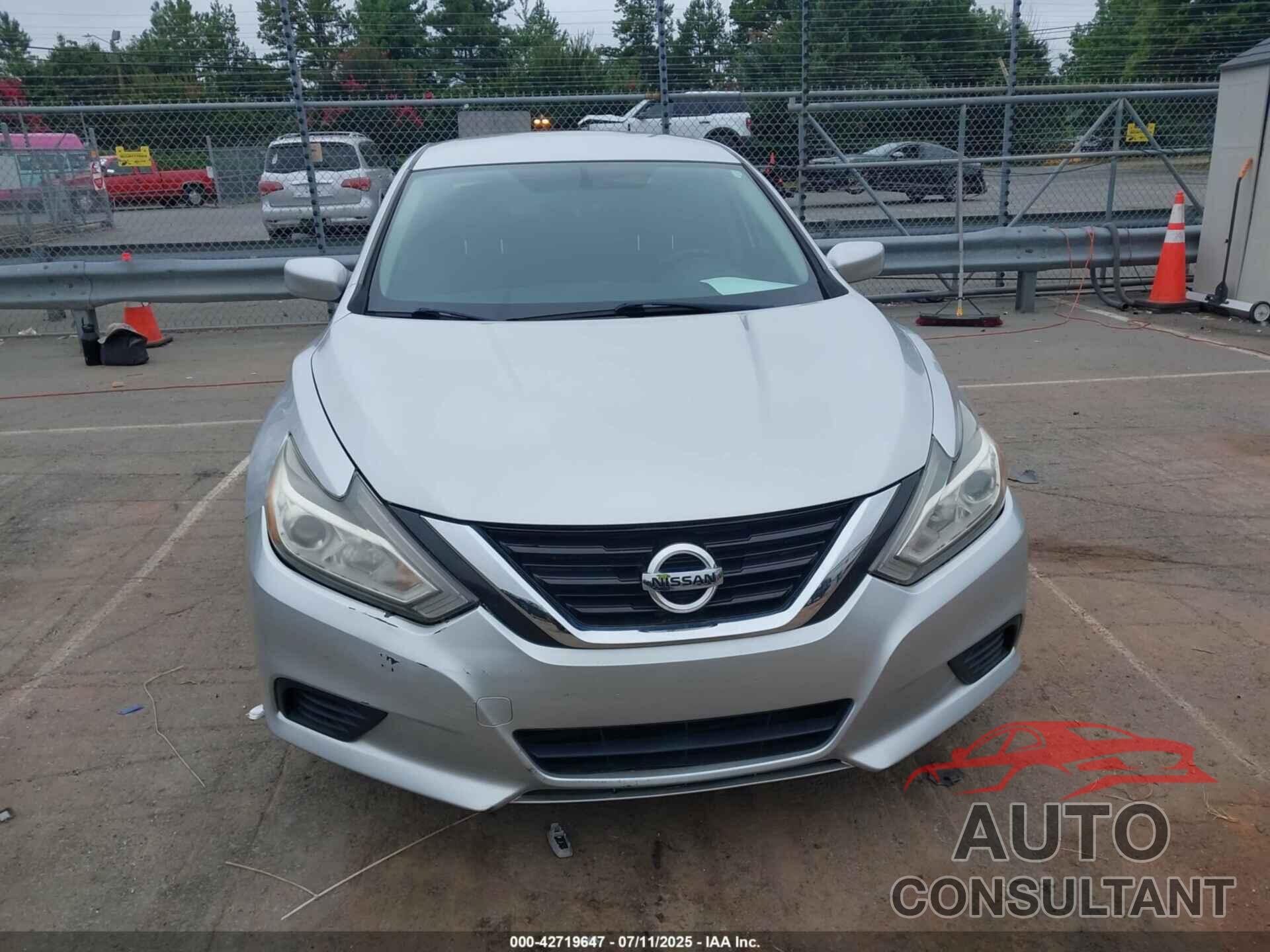 NISSAN ALTIMA 2018 - 1N4AL3AP1JC207169