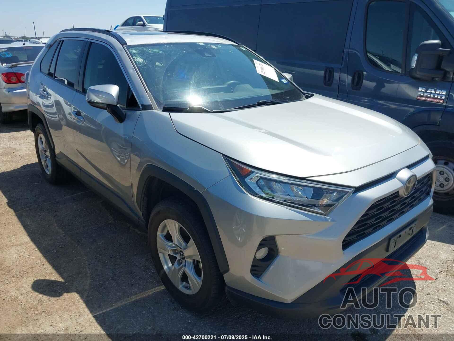 TOYOTA RAV4 2019 - 2T3W1RFV0KW004725
