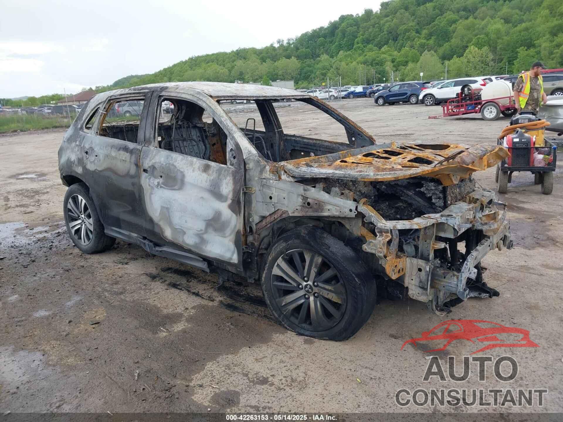 MITSUBISHI OUTLANDER SPORT 2020 - JA4AP3AU2LU013519