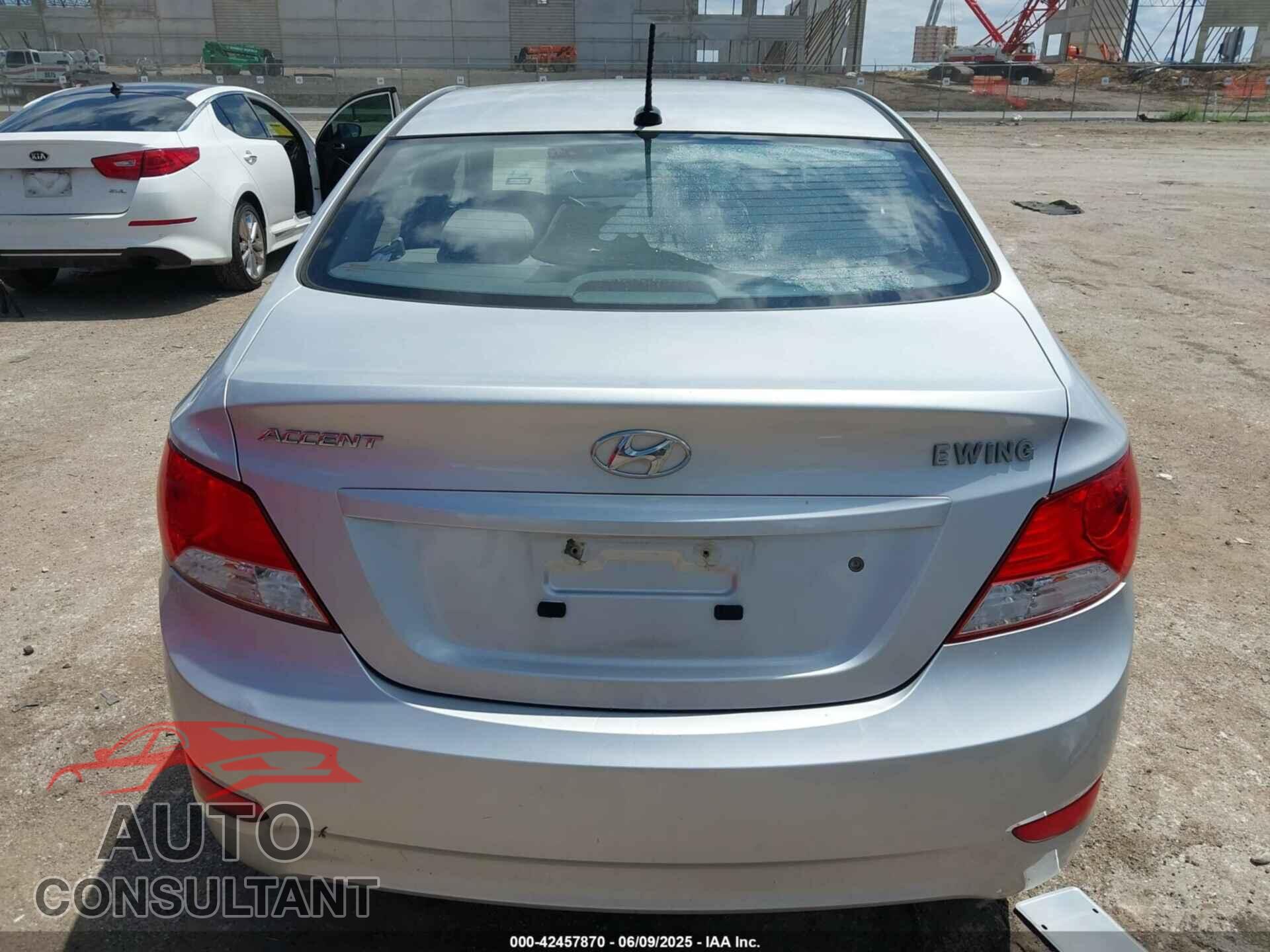 HYUNDAI ACCENT 2012 - KMHCU4AEXCU186433