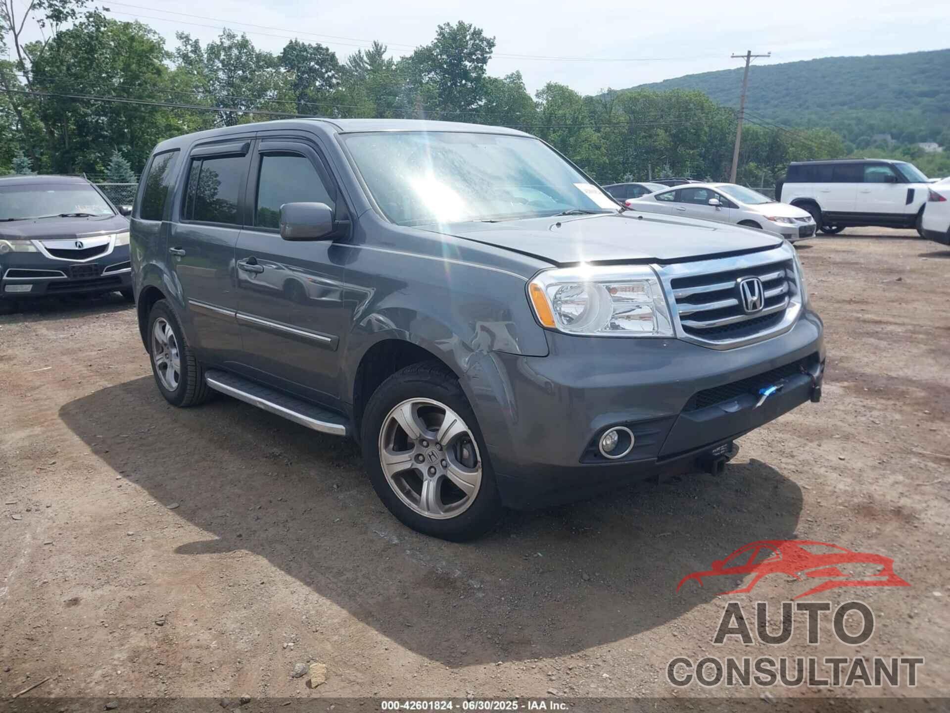 HONDA PILOT 2013 - 5FNYF4H40DB015766