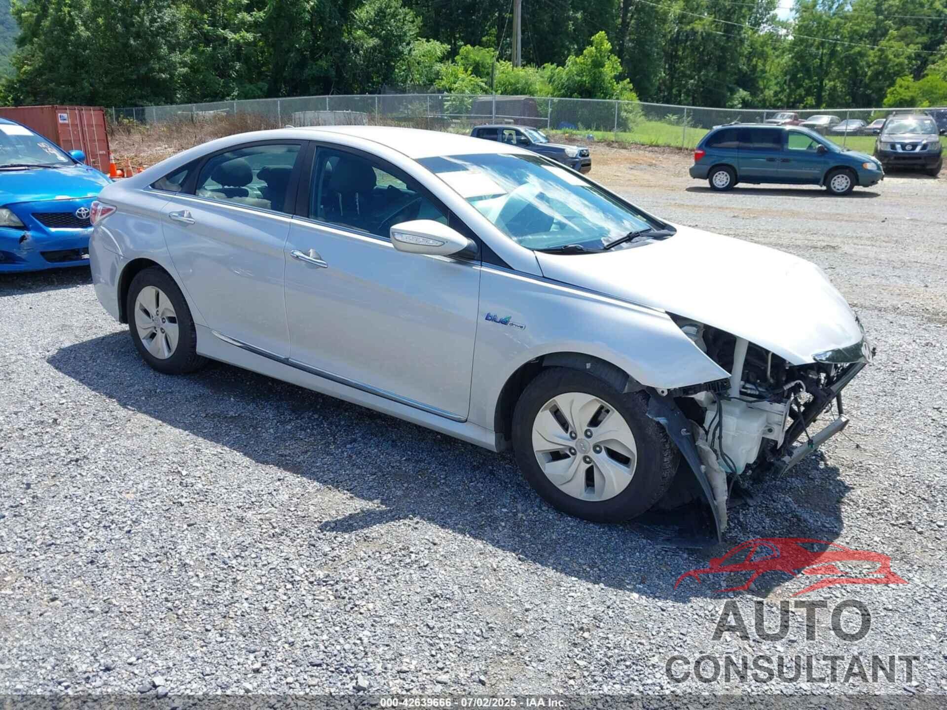 HYUNDAI SONATA HYBRID 2014 - KMHEC4A4XEA116518