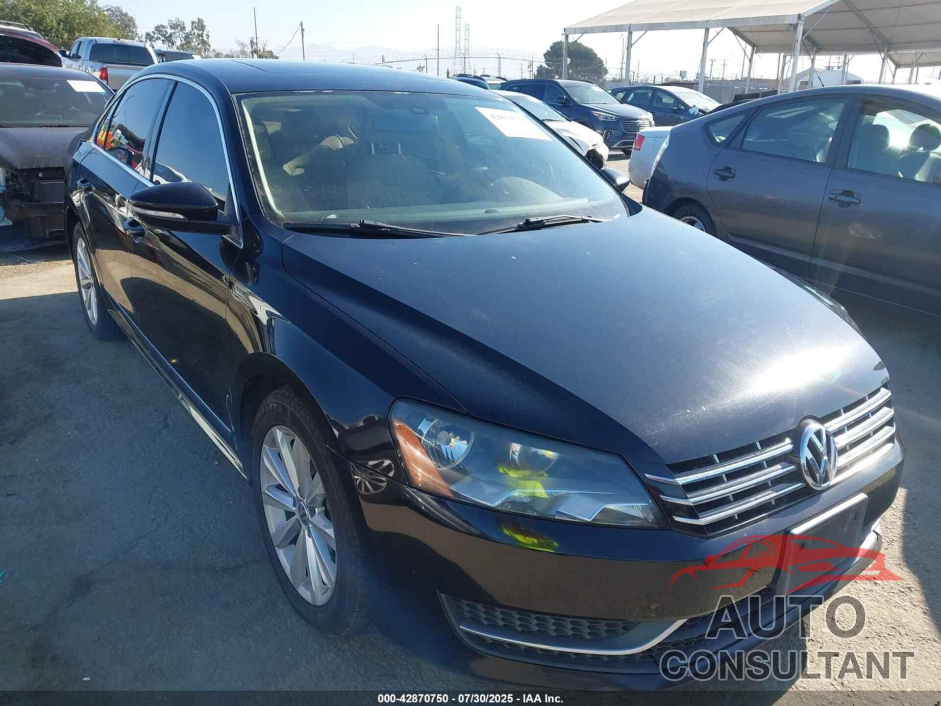 VOLKSWAGEN PASSAT 2012 - 1VWCP7A32CC063322