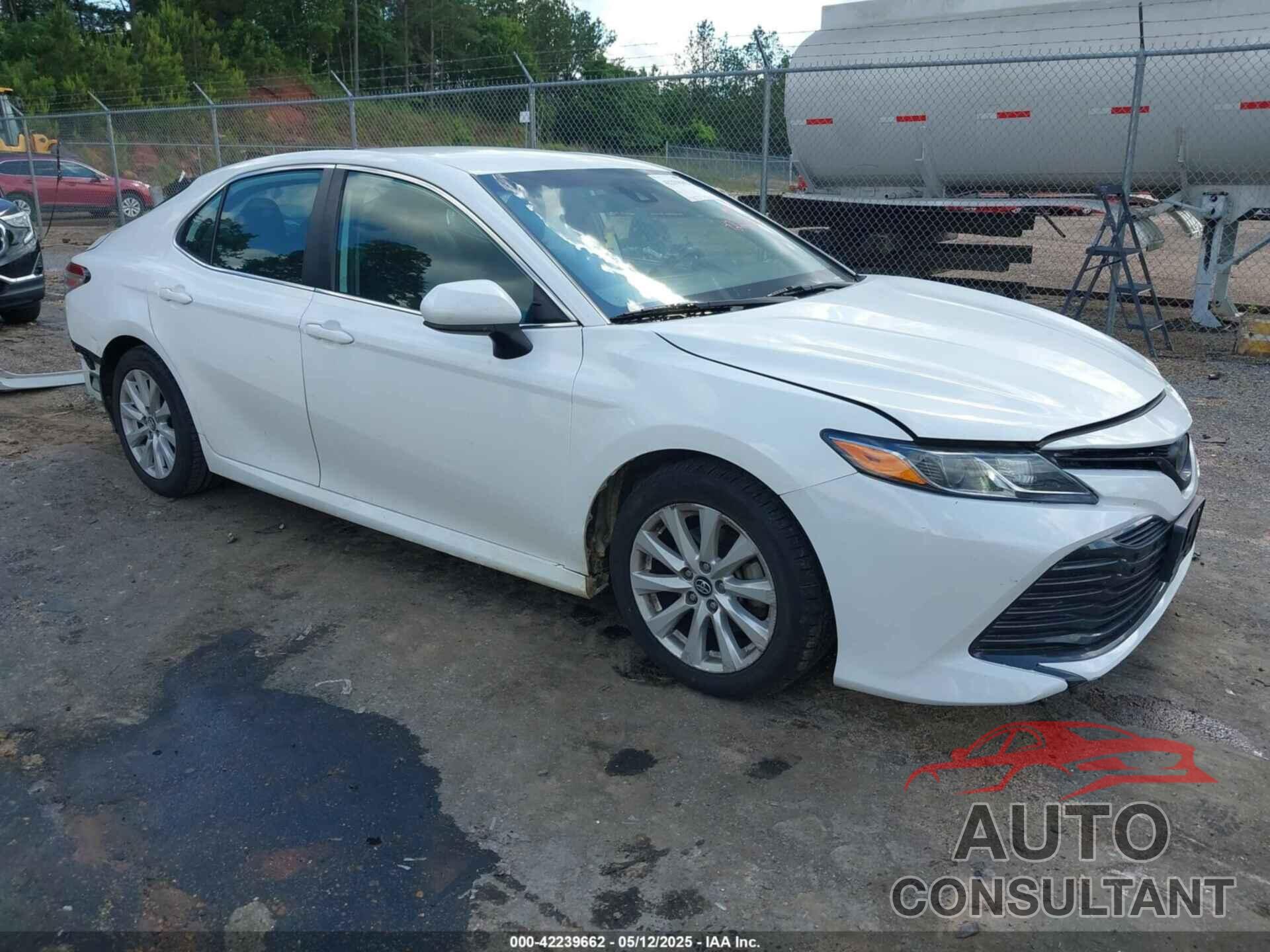 TOYOTA CAMRY 2020 - 4T1C11AK1LU916520