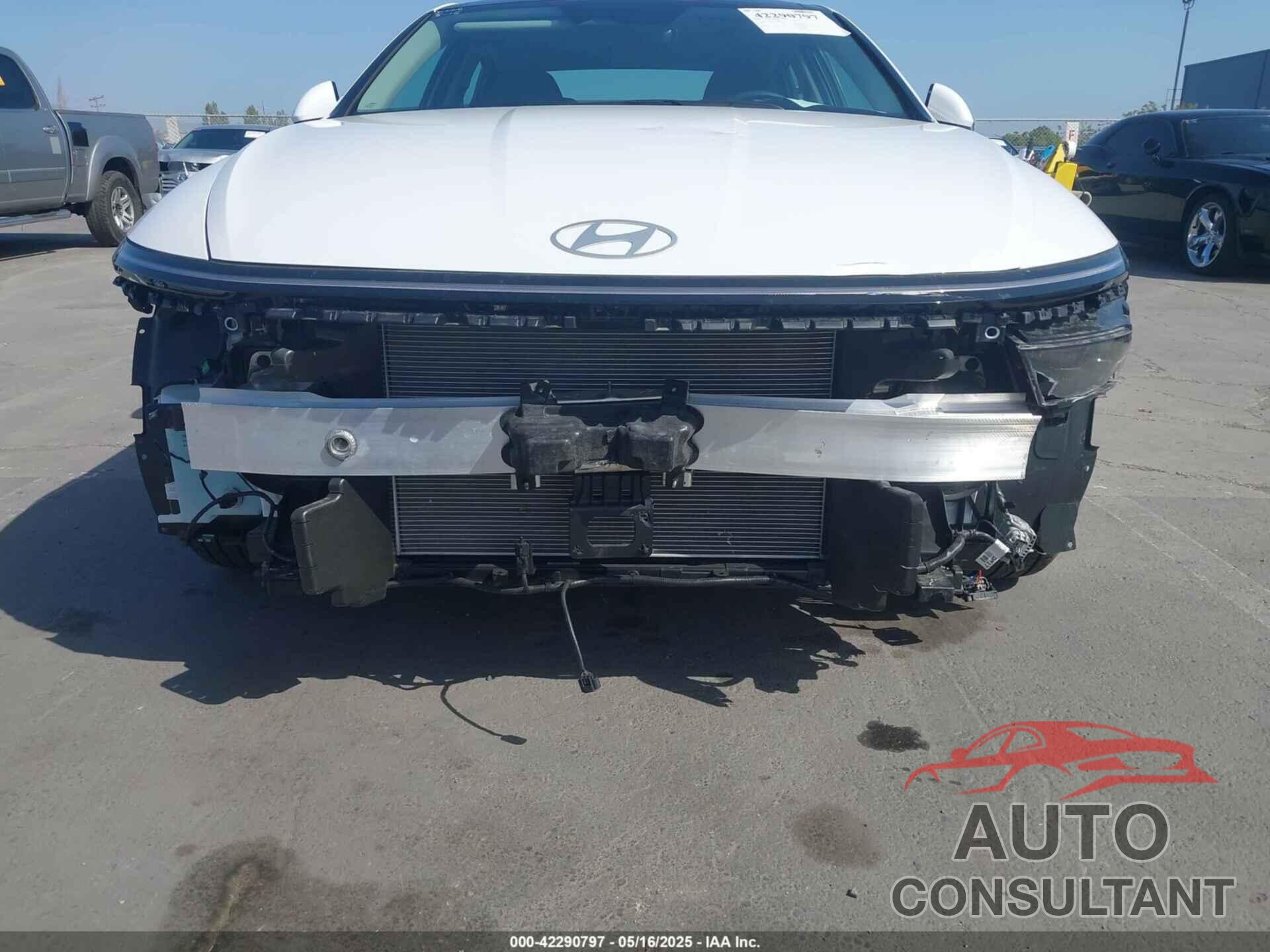 HYUNDAI SONATA 2024 - KMHL14JA6RA426688