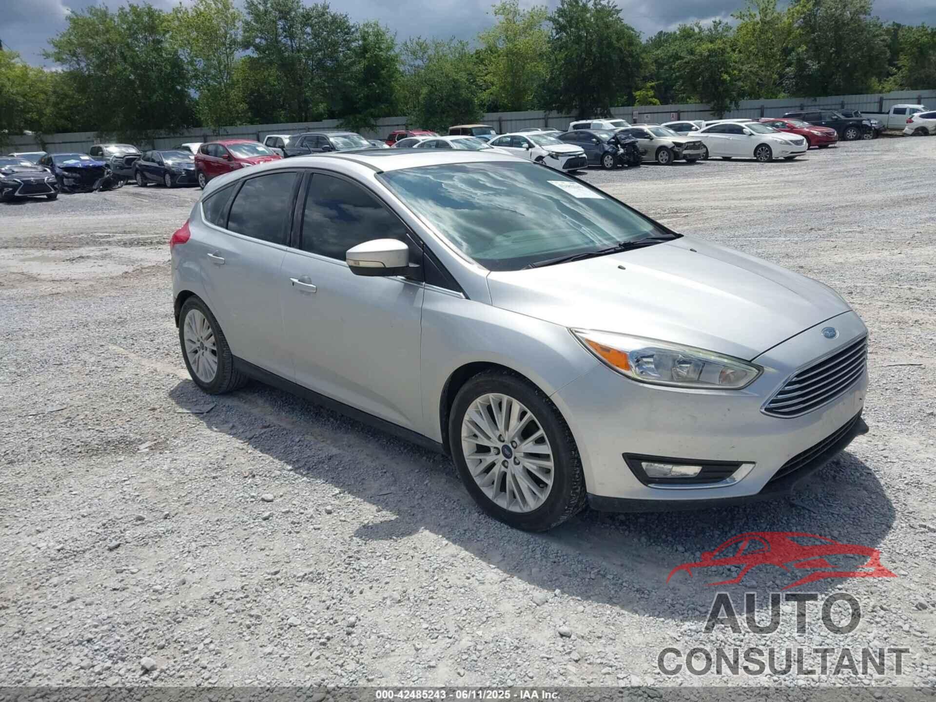 FORD FOCUS 2018 - 1FADP3N29JL232336