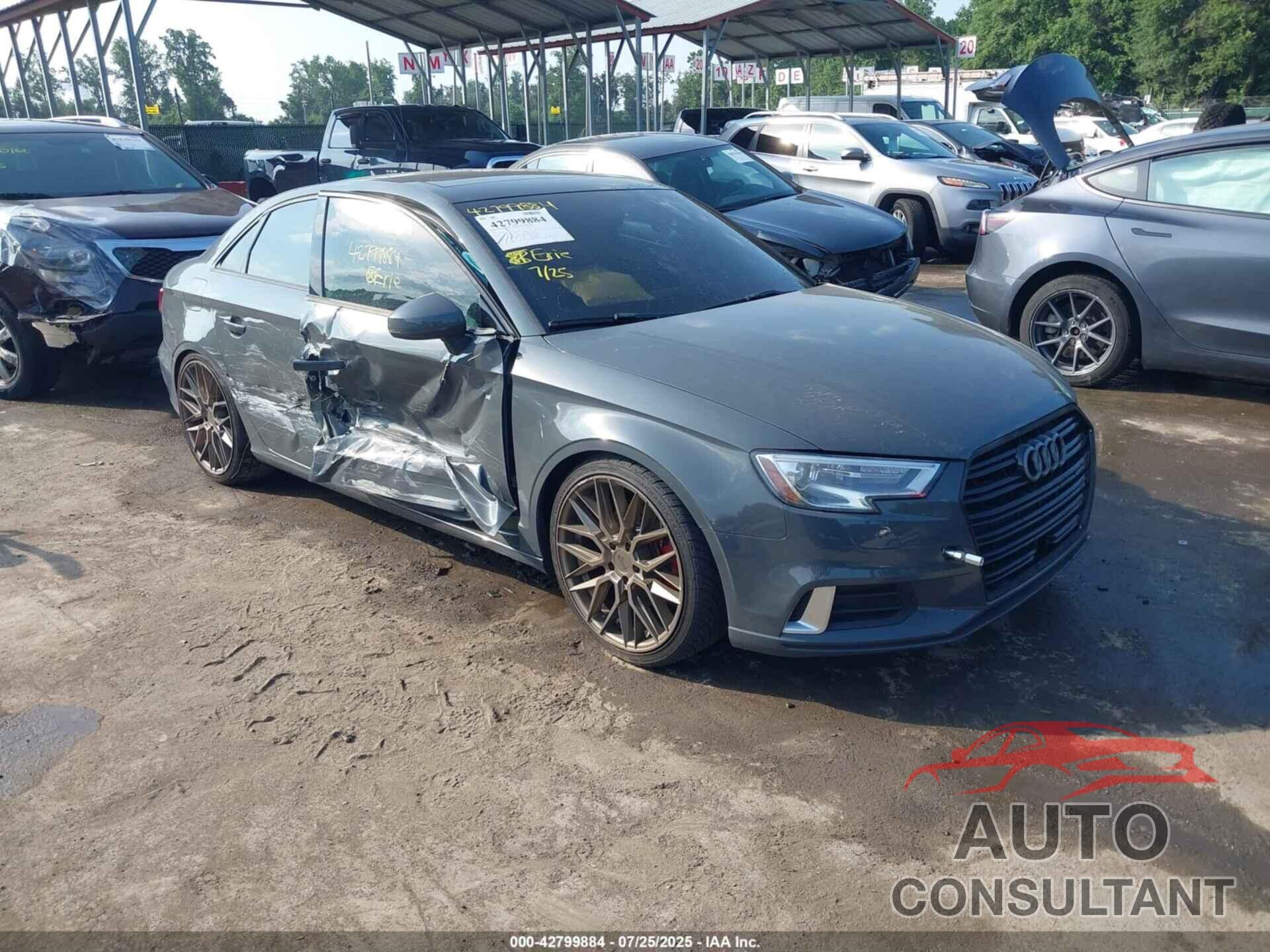 AUDI A3 2017 - WAUB8GFF2H1025118