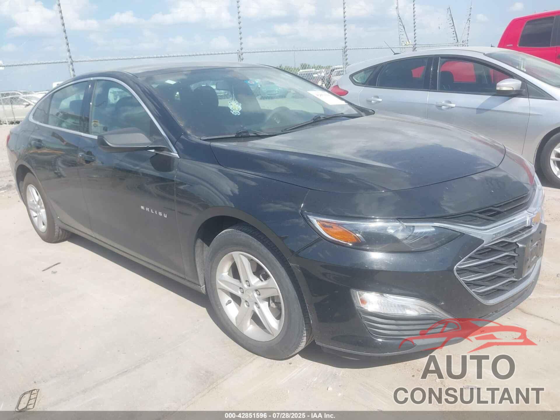 CHEVROLET MALIBU 2020 - 1G1ZB5ST0LF150920