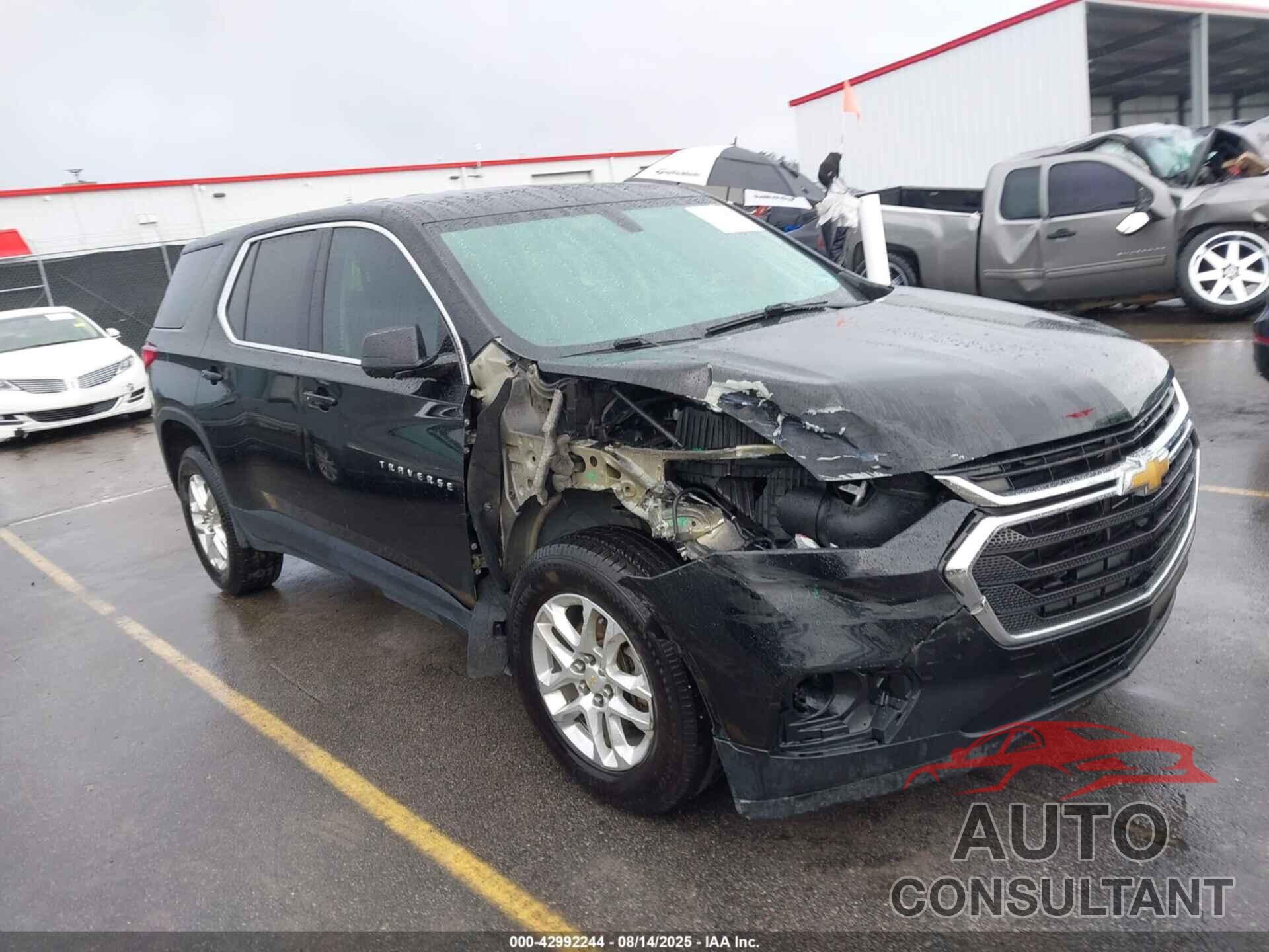 CHEVROLET TRAVERSE 2018 - 1GNERFKW5JJ238204