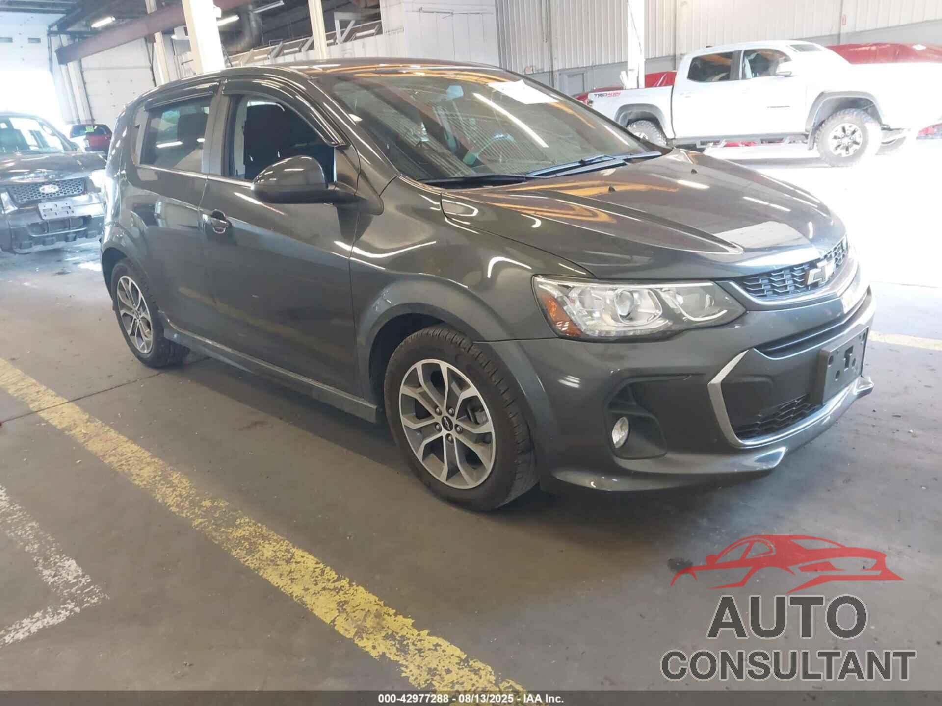 CHEVROLET SONIC 2019 - 1G1JD6SB0K4140547