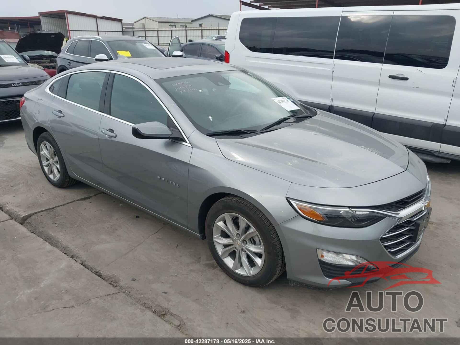 CHEVROLET MALIBU 2024 - 1G1ZD5ST5RF133999
